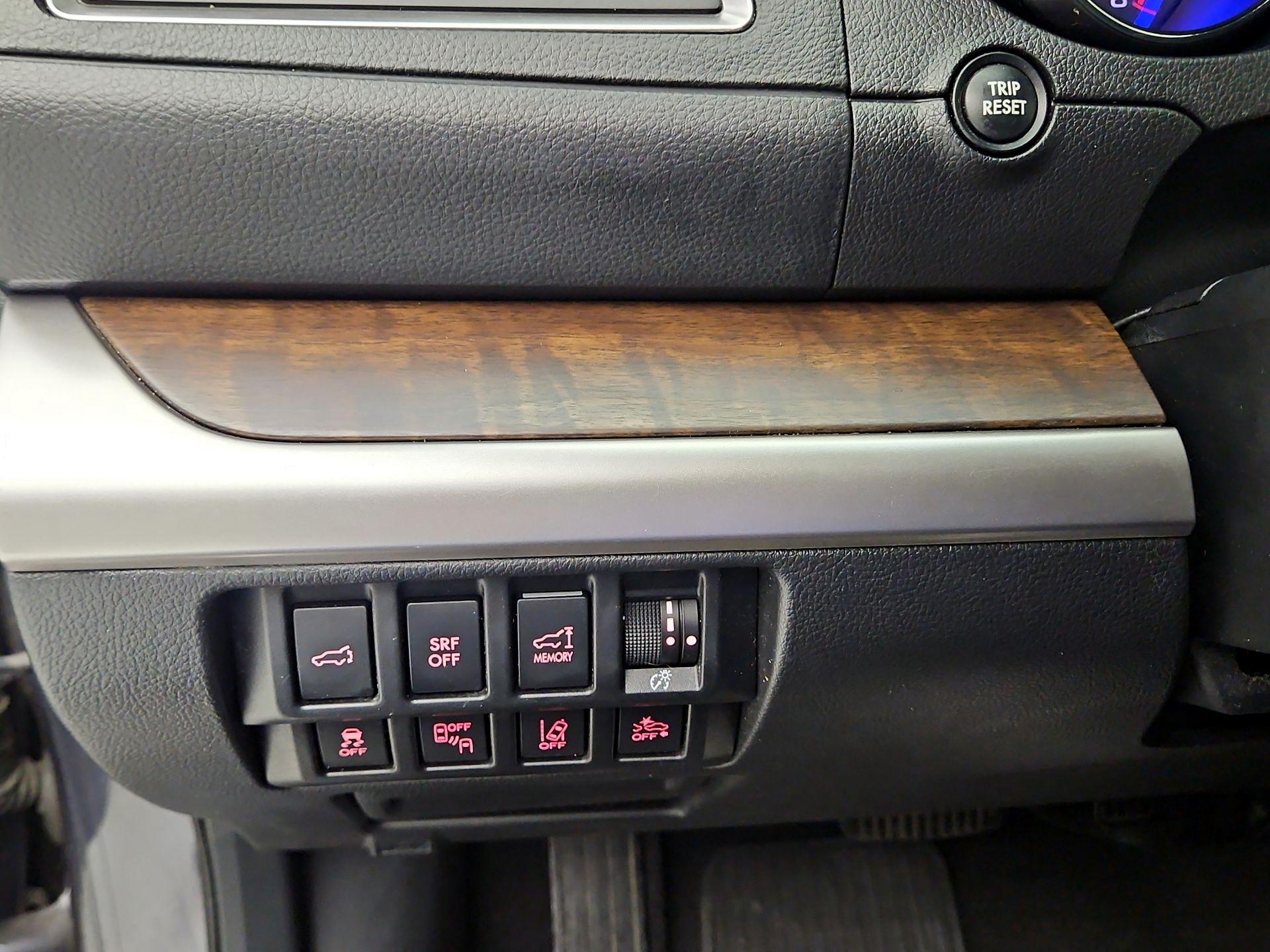 Thumbnail: 2015 Subaru Outback - 13