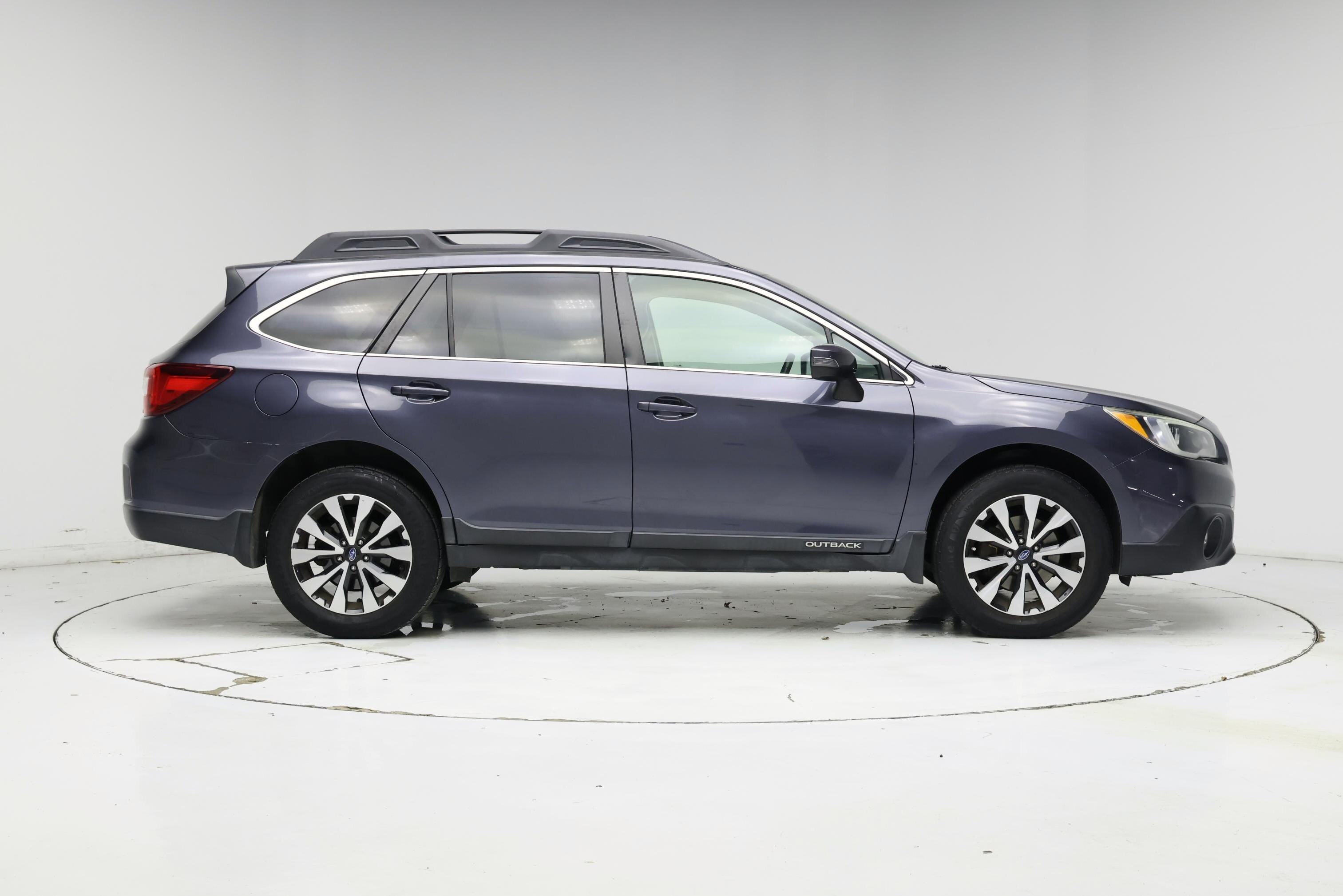 Thumbnail: 2015 Subaru Outback - 7