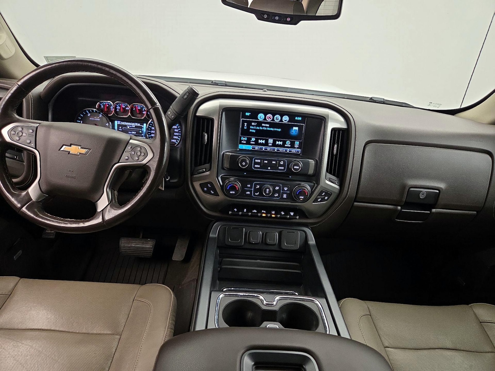 2018 Chevrolet Silverado 3500HD LTZ - Photo 10