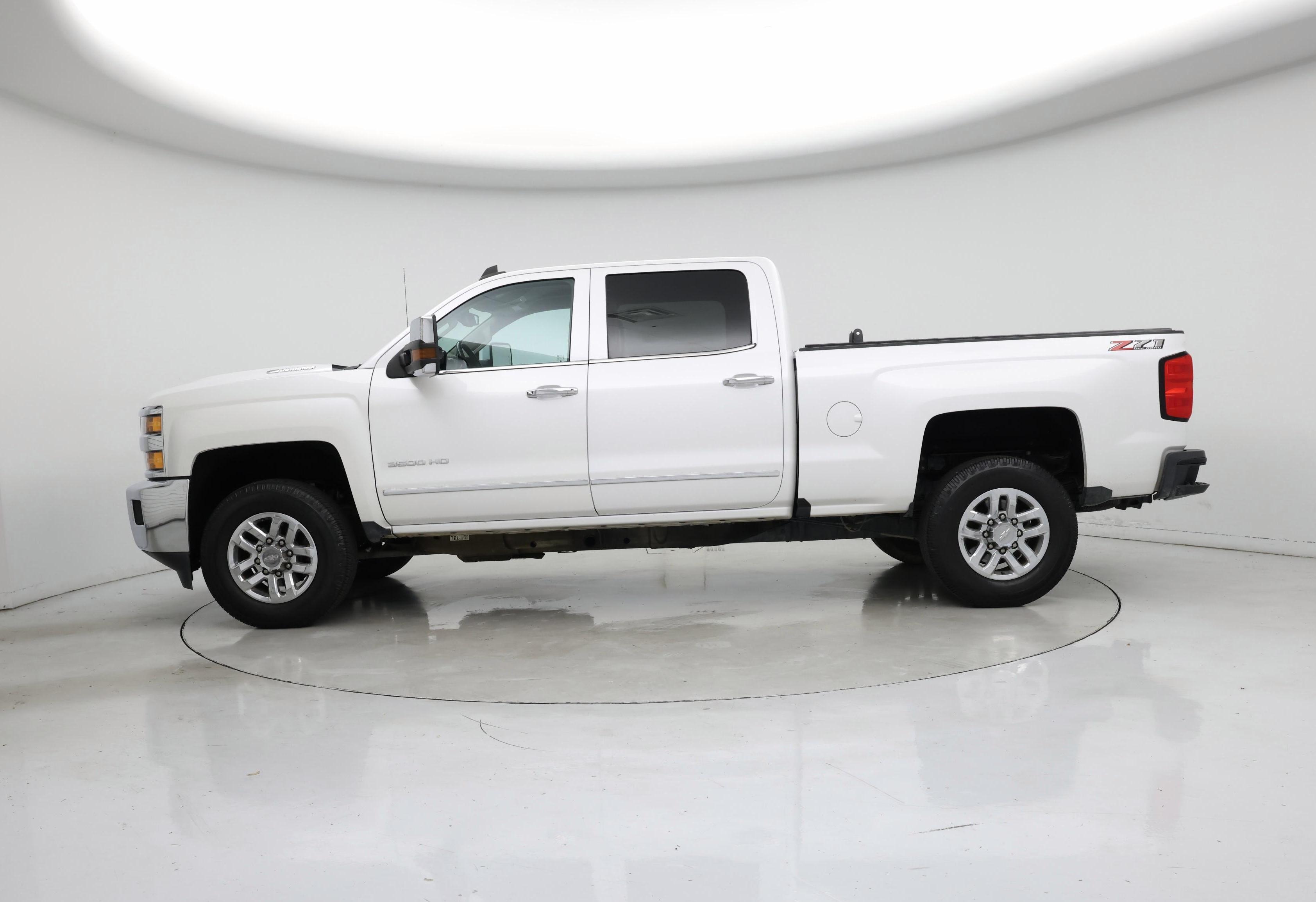Thumbnail: 2018 Chevrolet Silverado 3500 - 3