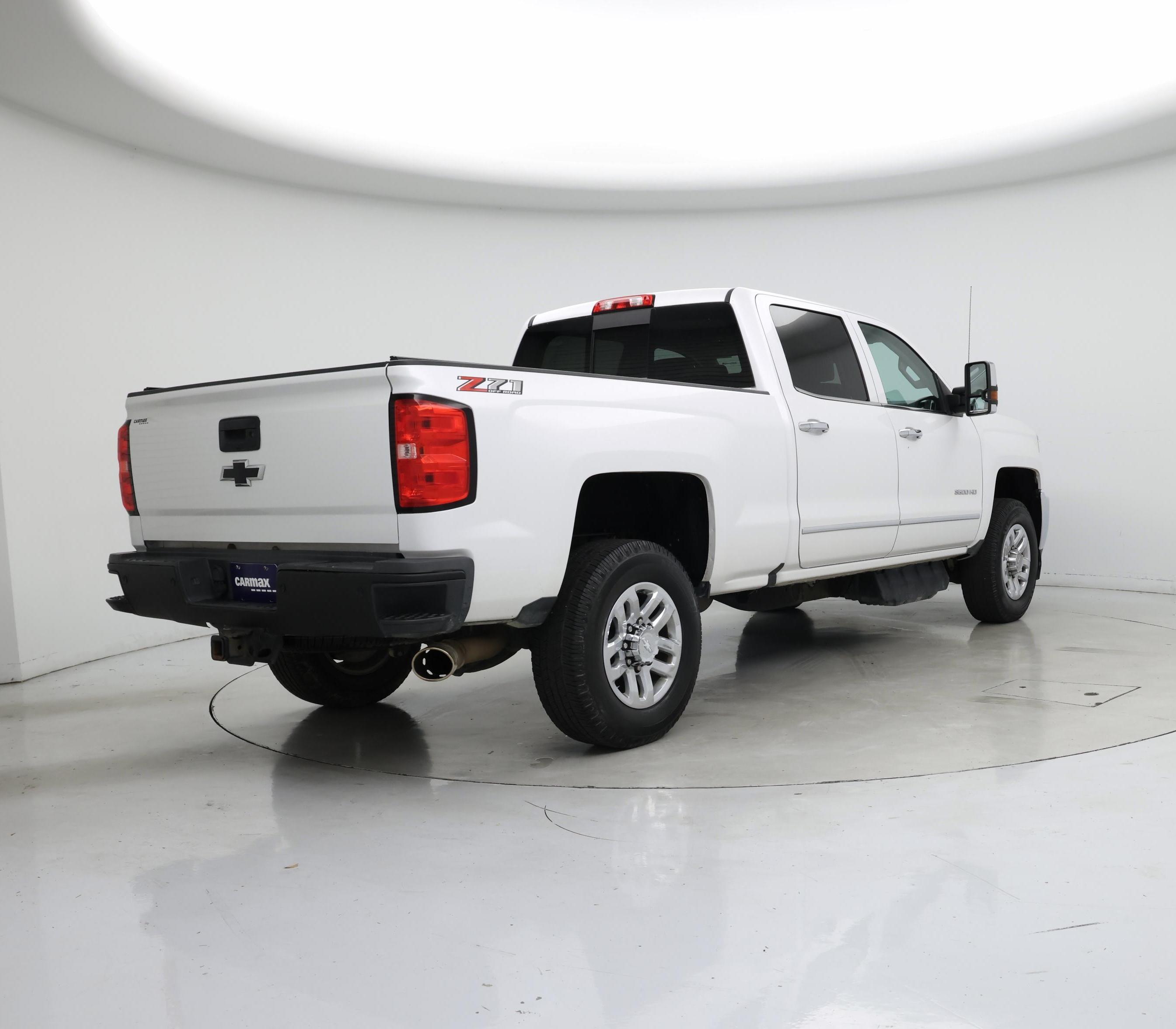 Thumbnail: 2018 Chevrolet Silverado 3500 - 8