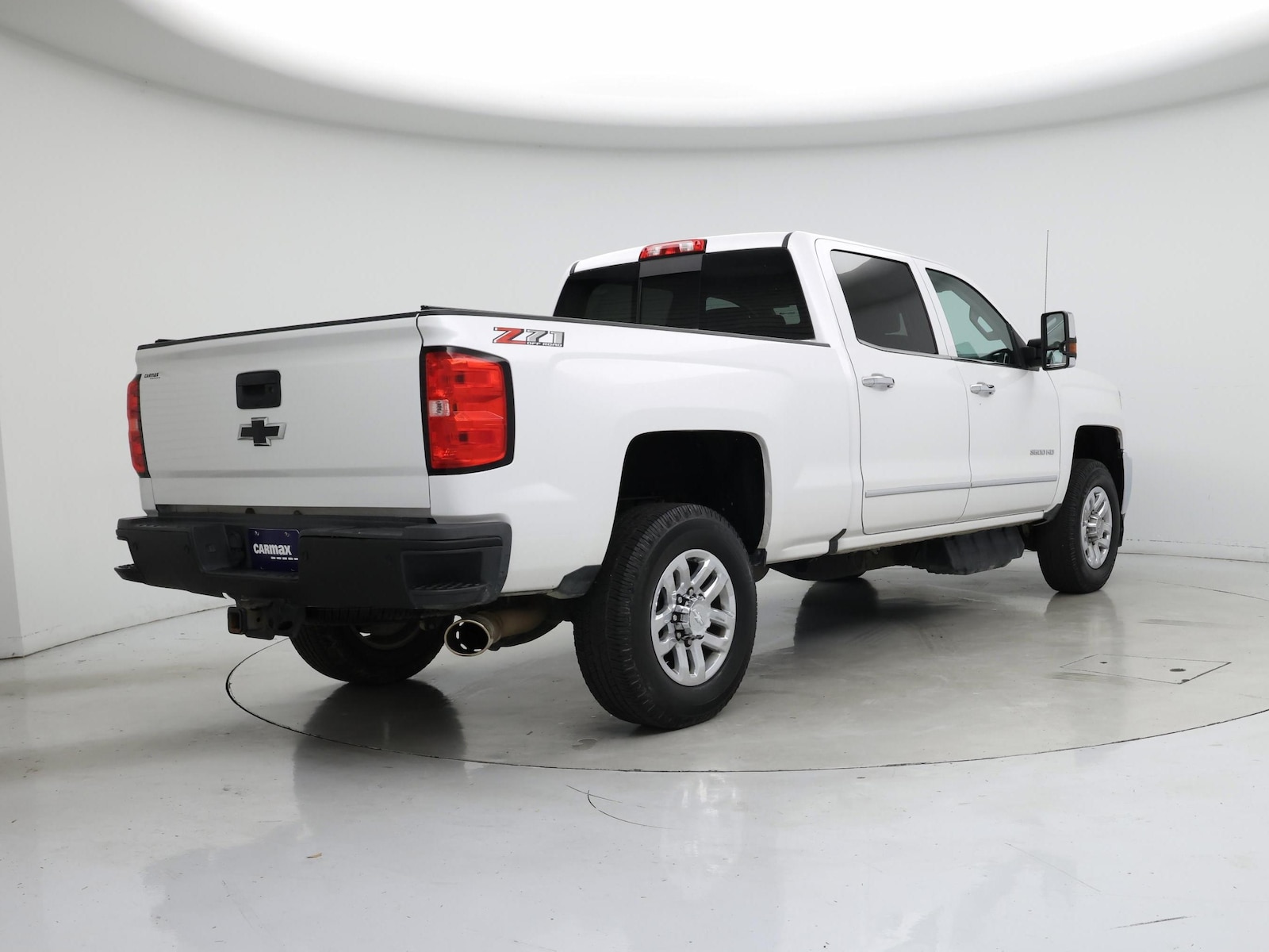 2018 Chevrolet Silverado 3500HD LTZ - Photo 9