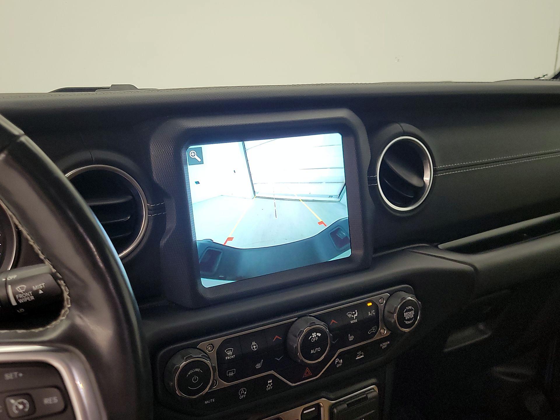 Thumbnail: 2020 Jeep Gladiator - 15