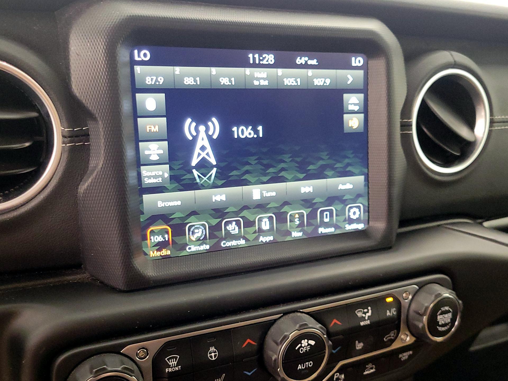Thumbnail: 2020 Jeep Gladiator - 16