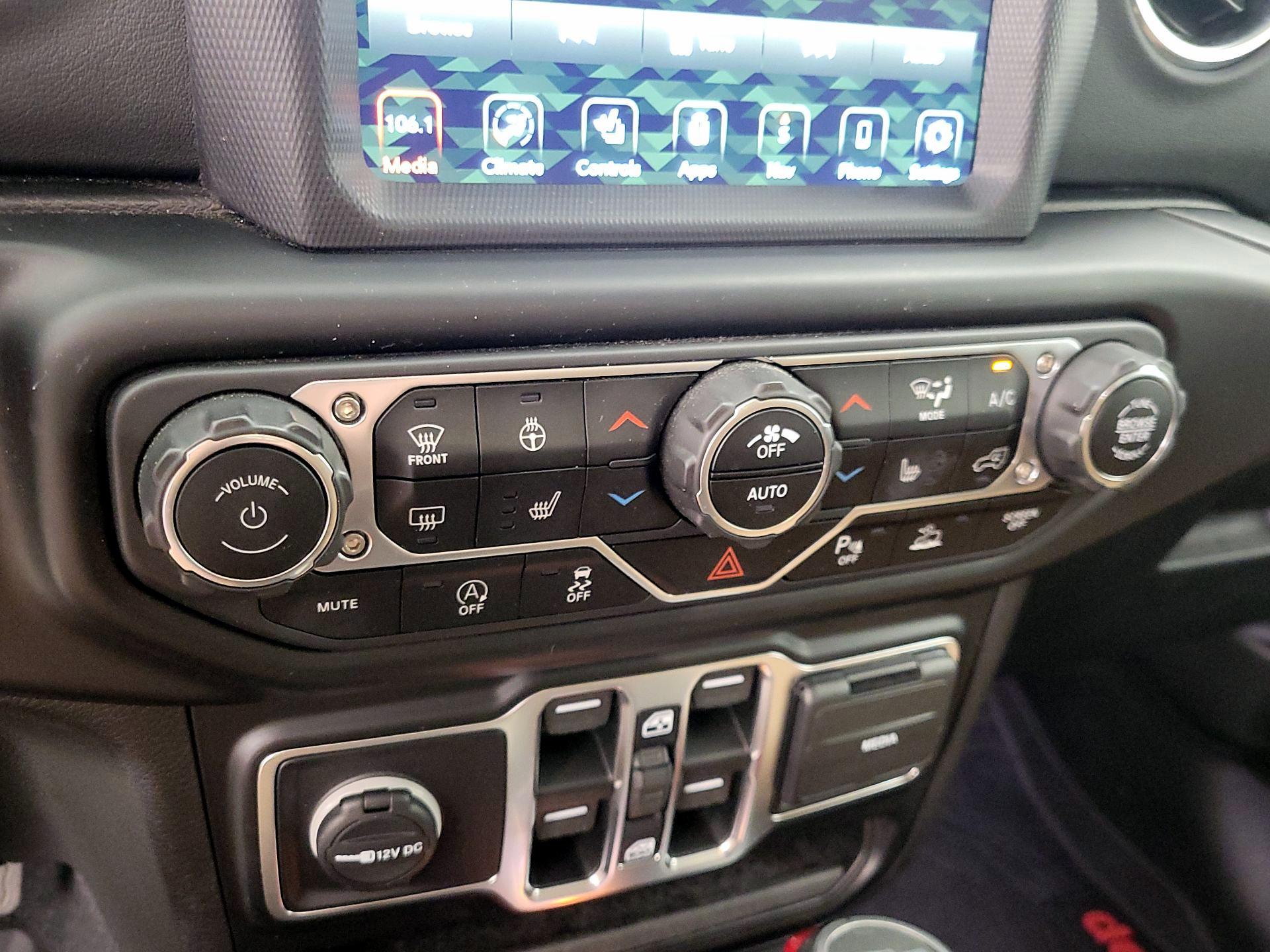 Thumbnail: 2020 Jeep Gladiator - 17