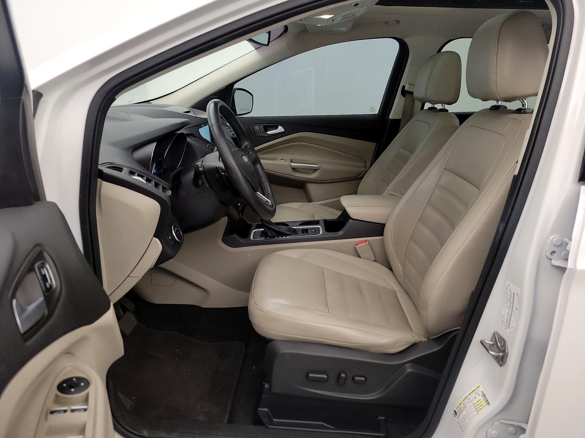 Thumbnail: 2017 Ford Escape - 11