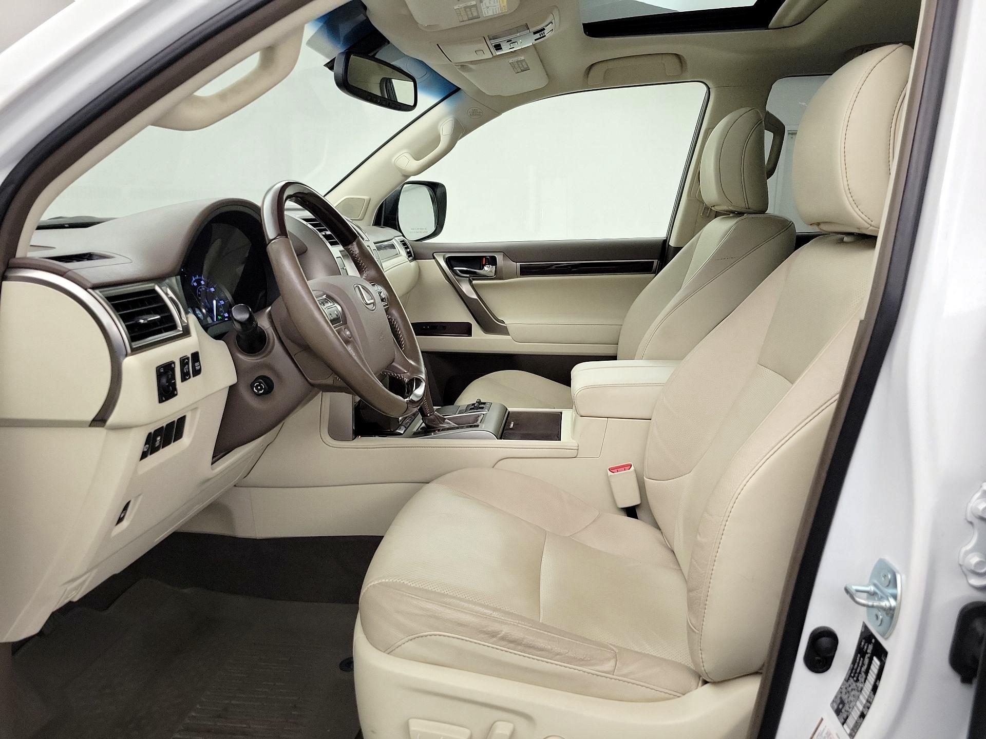 Thumbnail: 2019 Lexus GX - 11