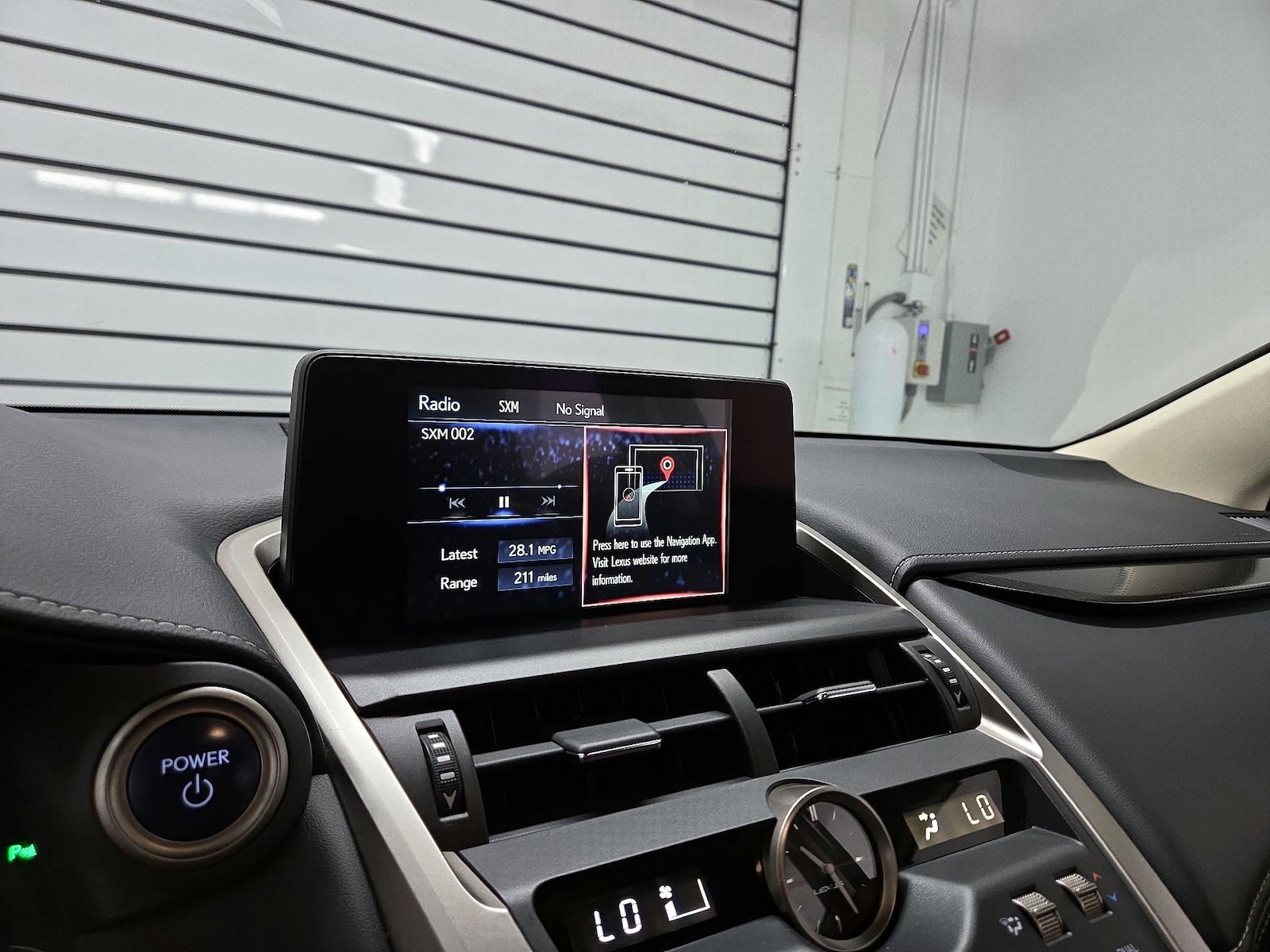 2021 Lexus NX Hybrid 300h - Photo 14
