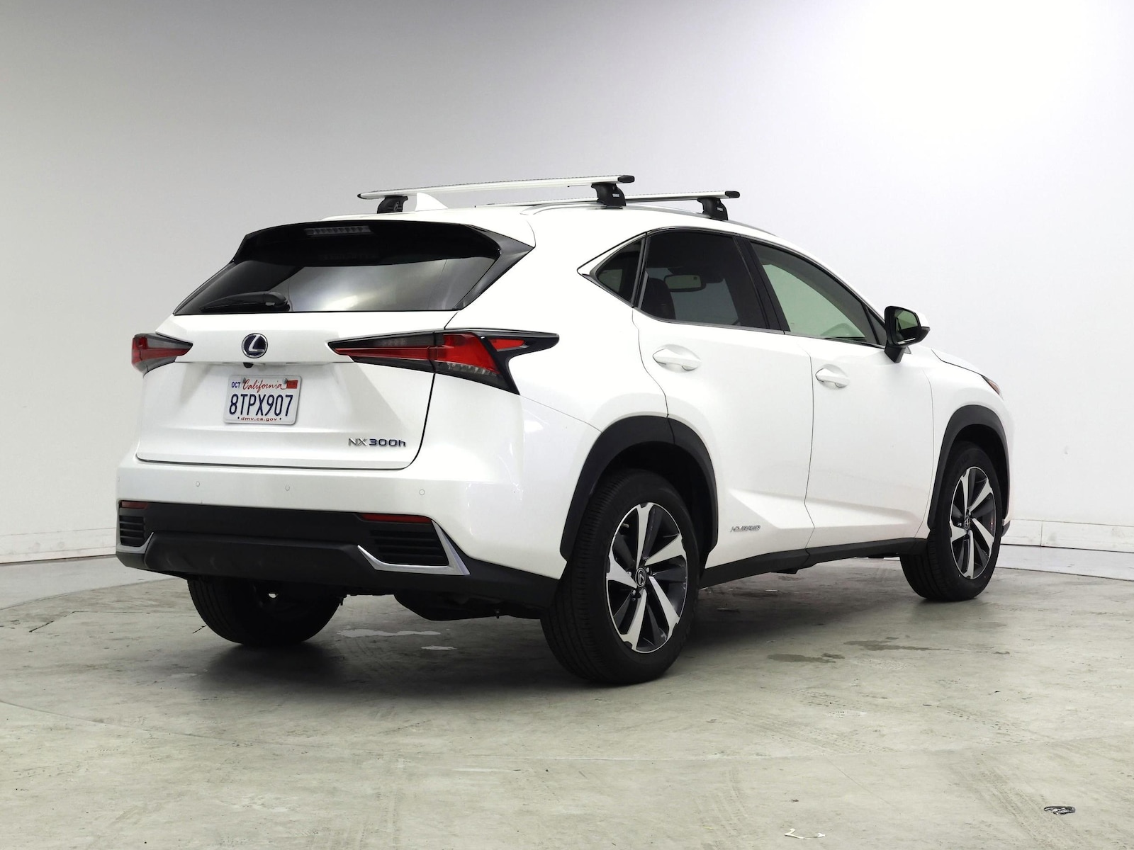 2021 Lexus NX Hybrid 300h - Photo 9