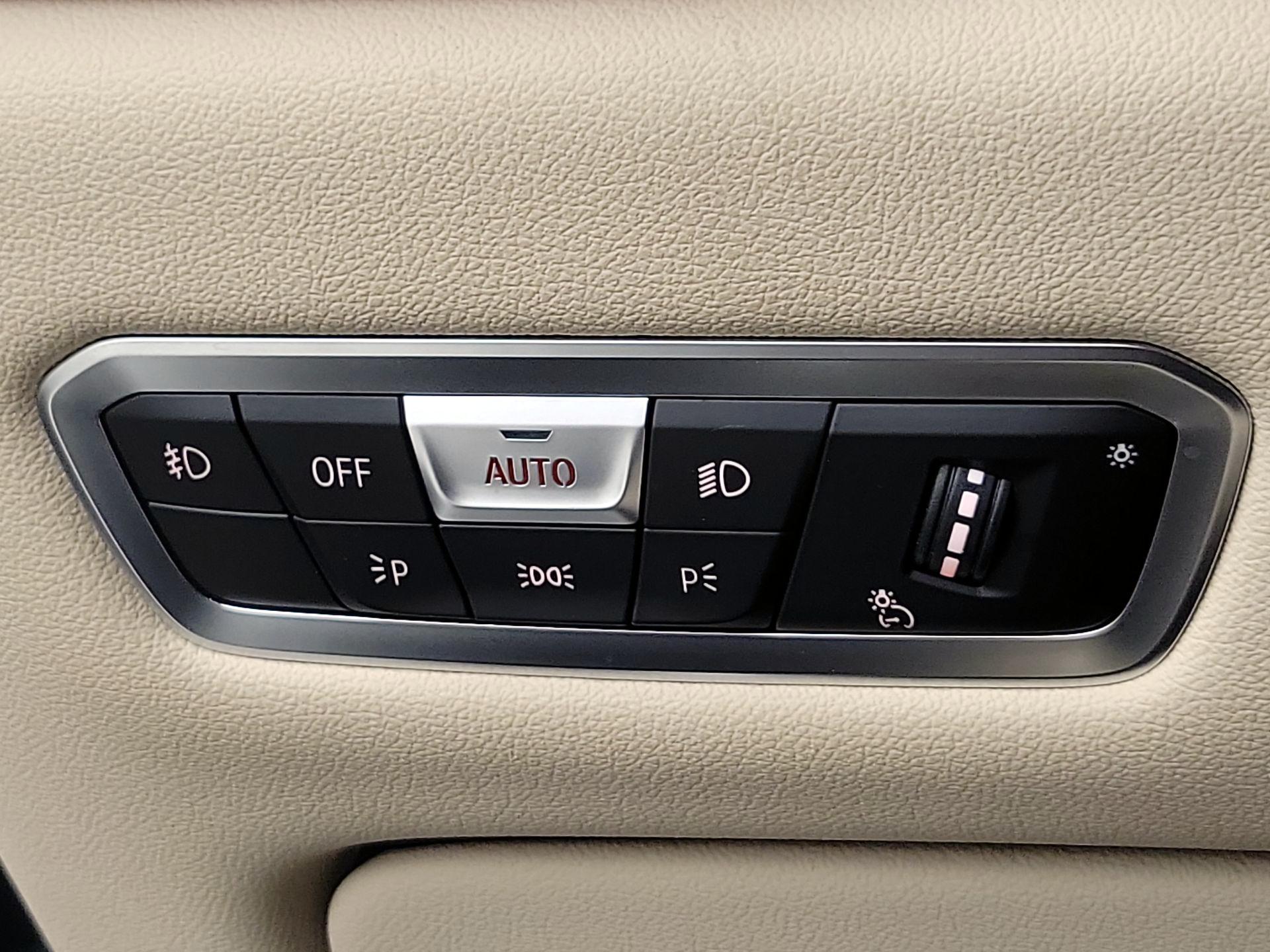 Thumbnail: 2019 BMW X5 - 13