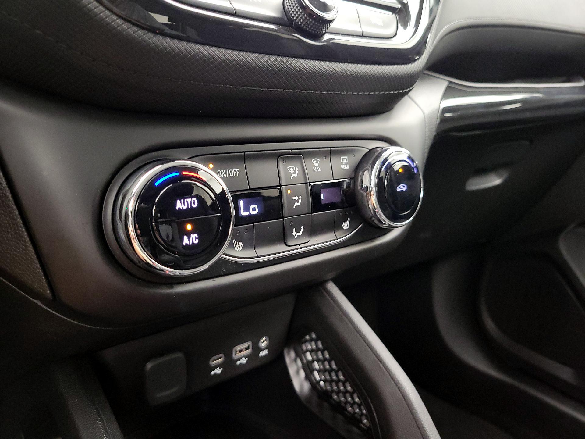 Thumbnail: 2023 Chevrolet TrailBlazer - 16