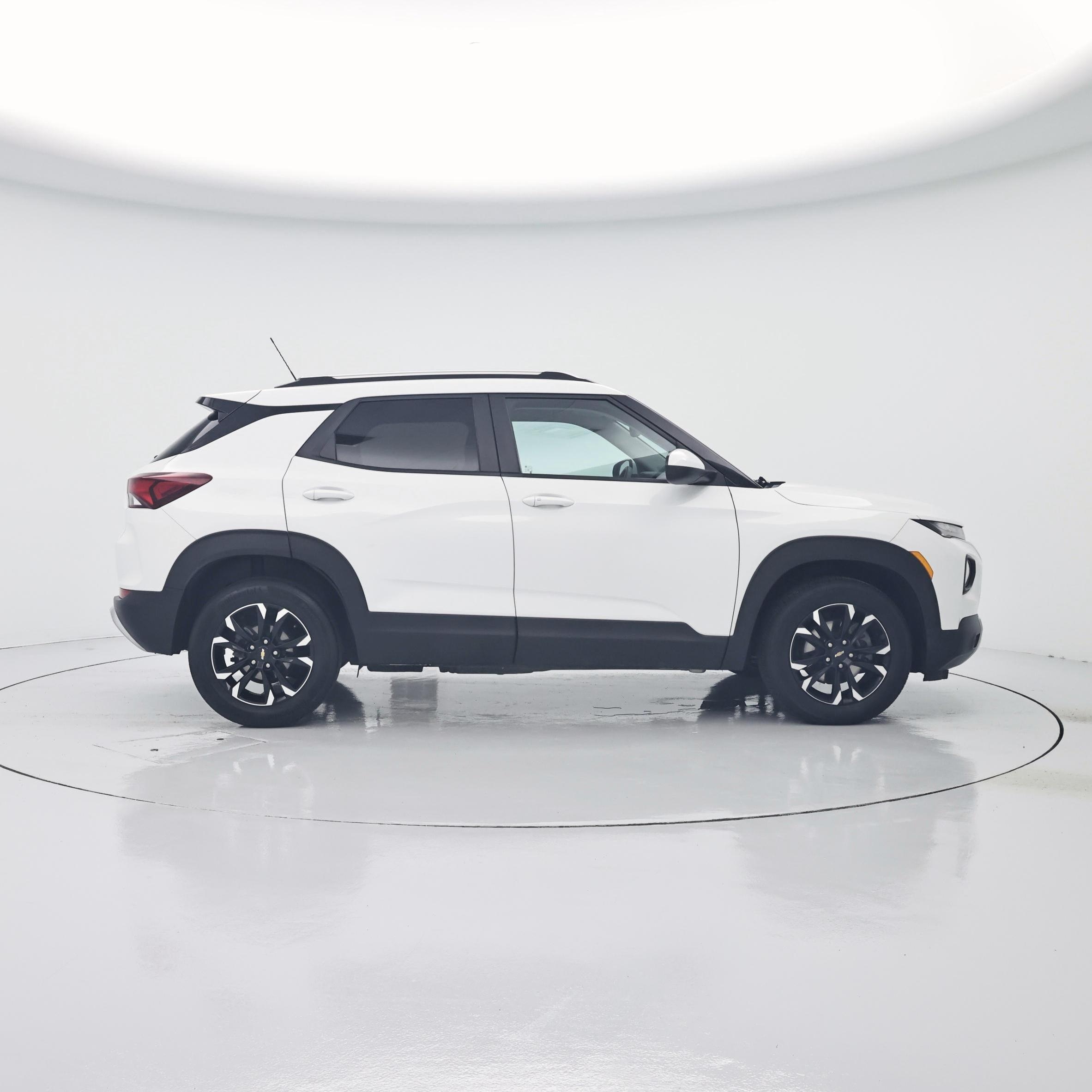 Thumbnail: 2023 Chevrolet TrailBlazer - 7