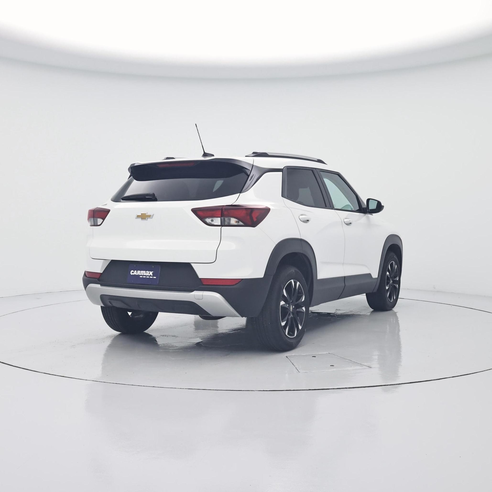 Thumbnail: 2023 Chevrolet TrailBlazer - 8