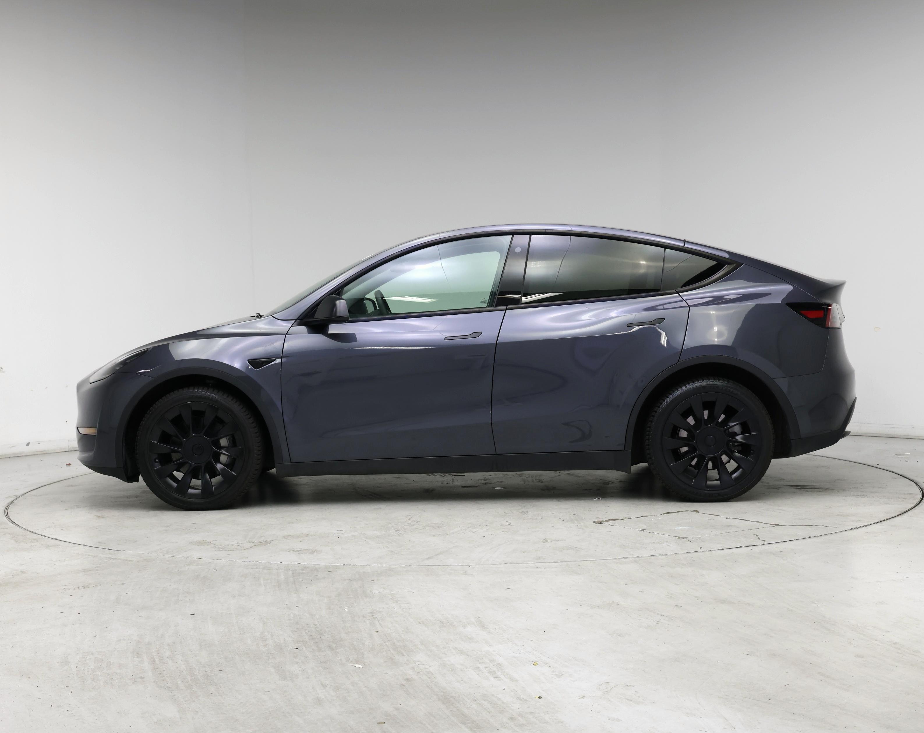 Thumbnail: 2023 Tesla Model Y - 3
