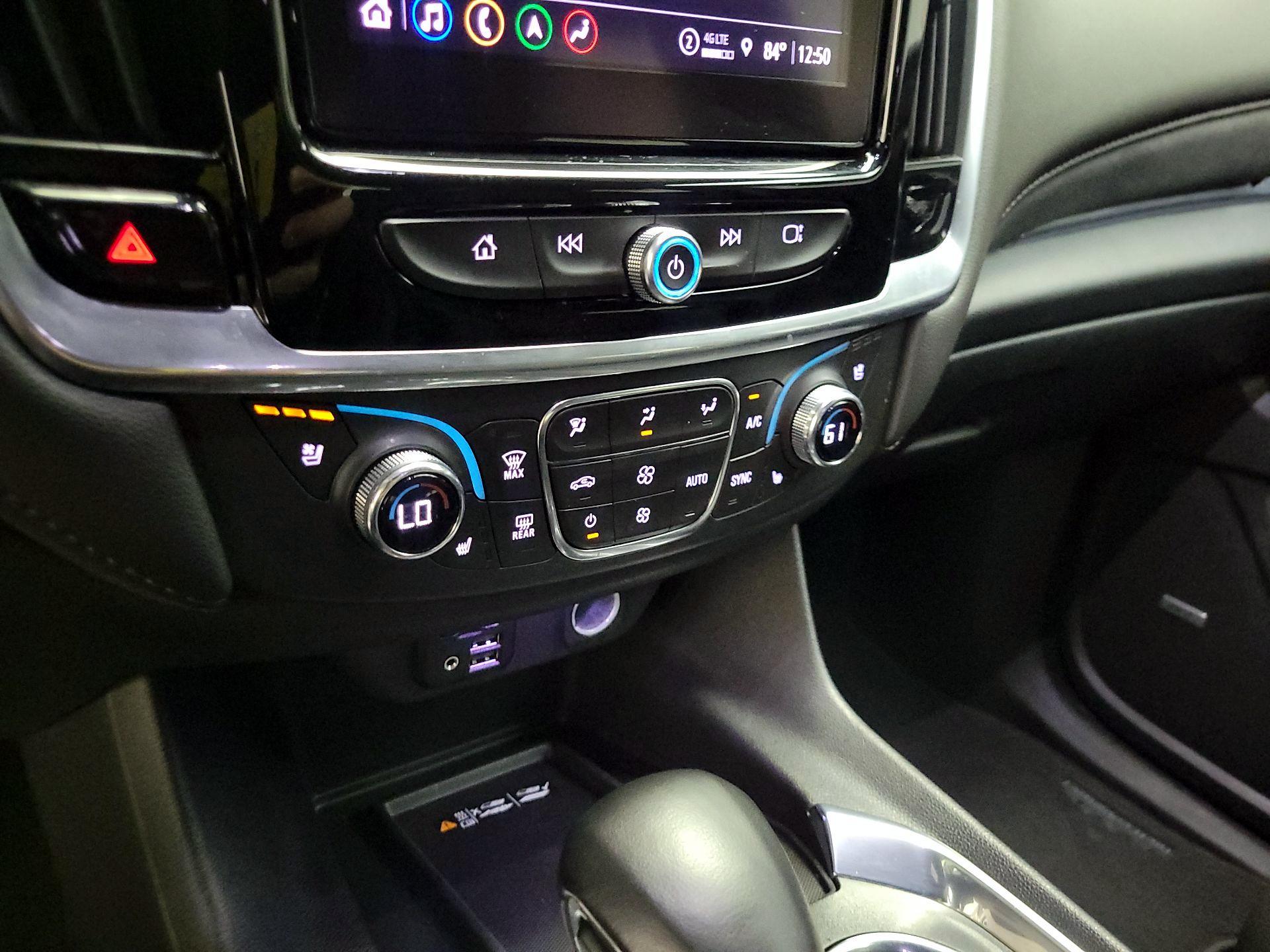 Thumbnail: 2023 Chevrolet Traverse - 16