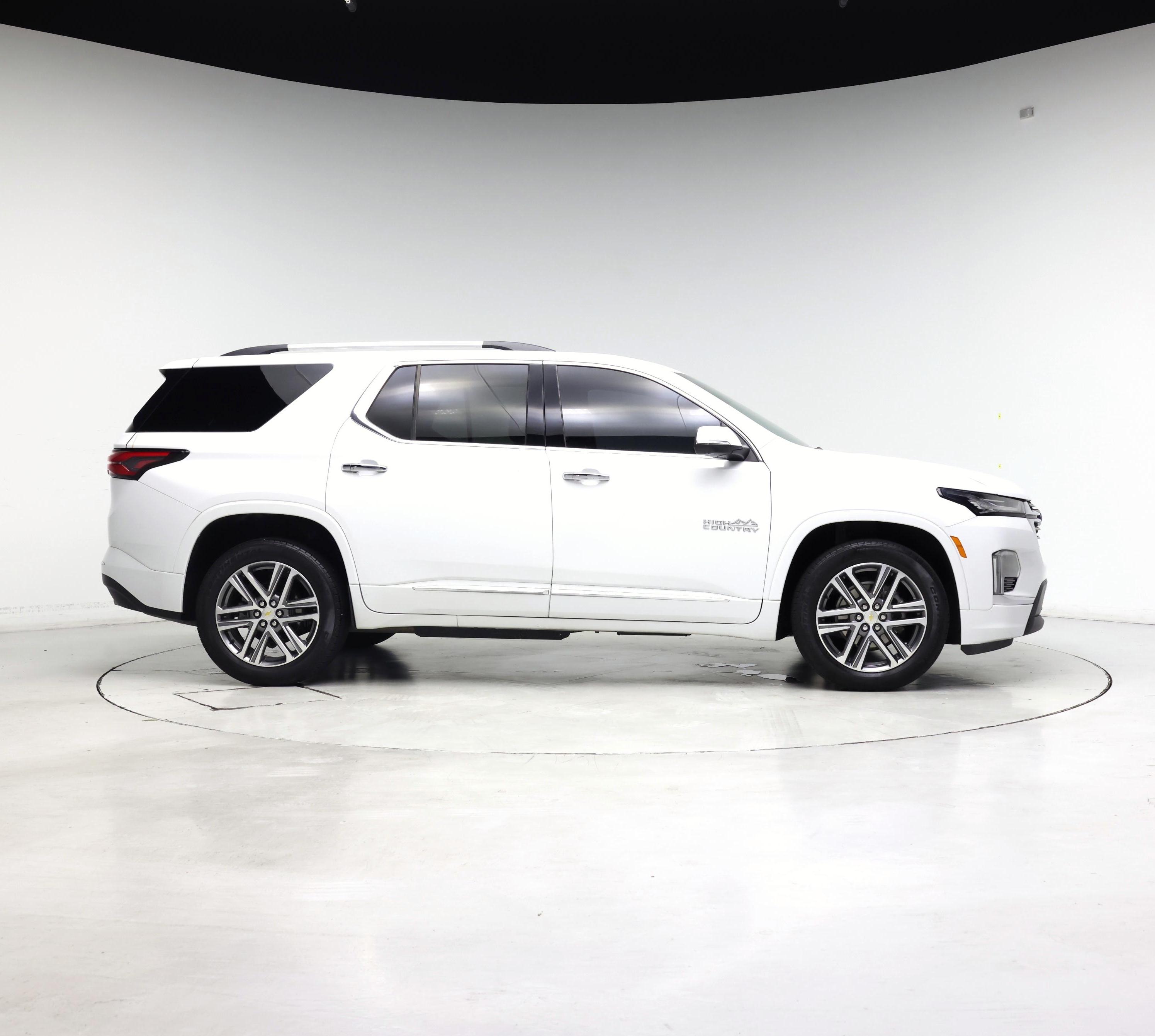 Thumbnail: 2023 Chevrolet Traverse - 7