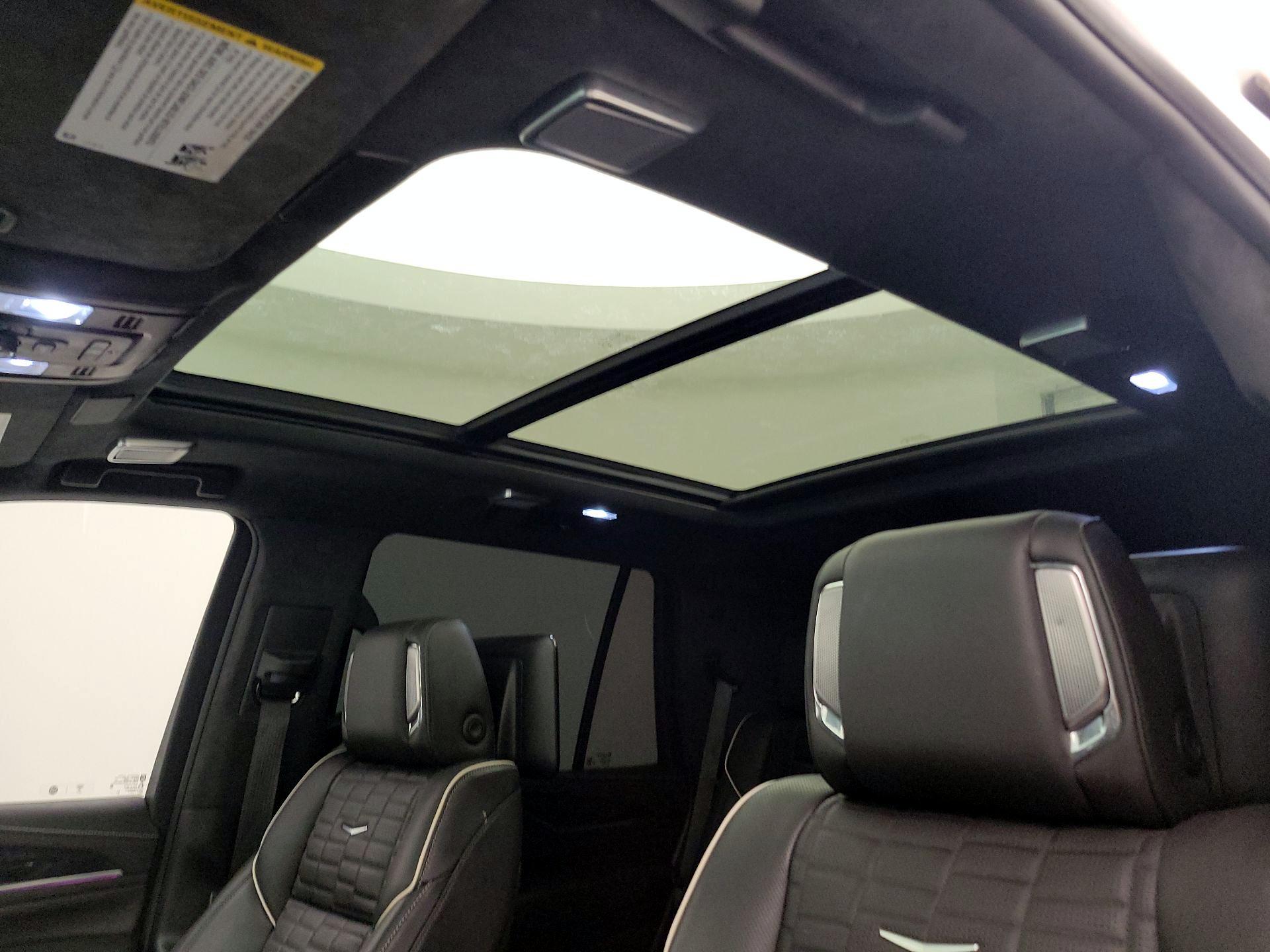 Thumbnail: 2023 Cadillac Escalade - 20