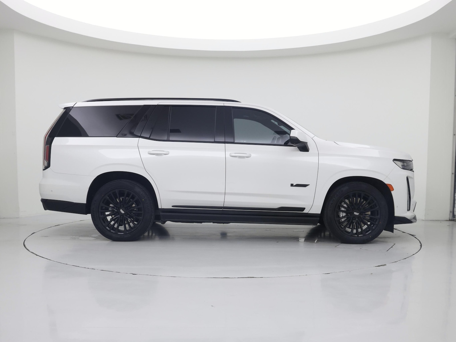 2023 Cadillac Escalade V-Series - Photo 8