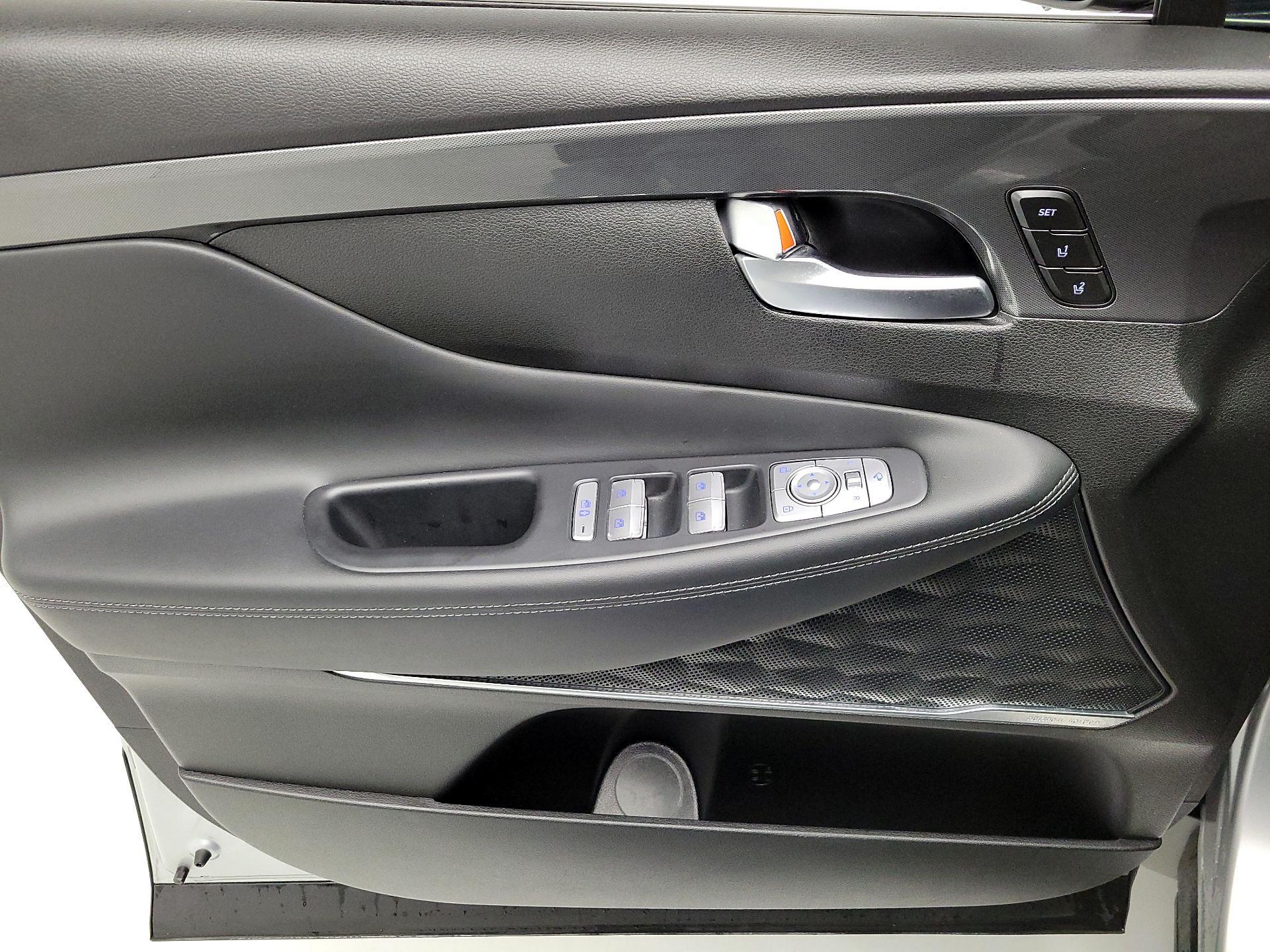 Thumbnail: 2023 Hyundai Santa Fe - 12