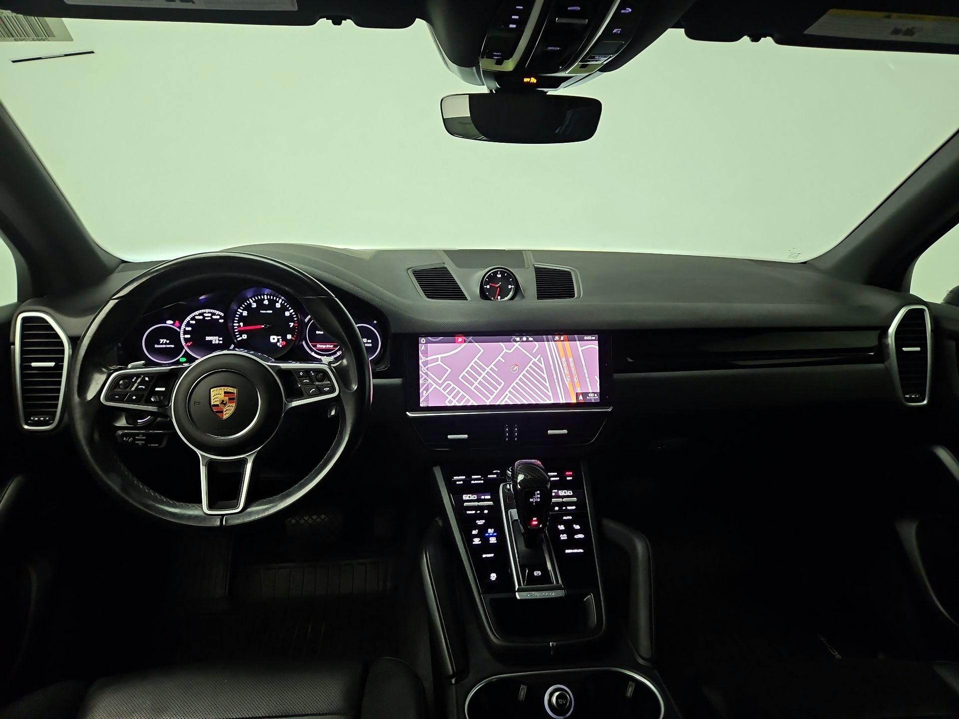 Thumbnail: 2021 Porsche Cayenne - 9