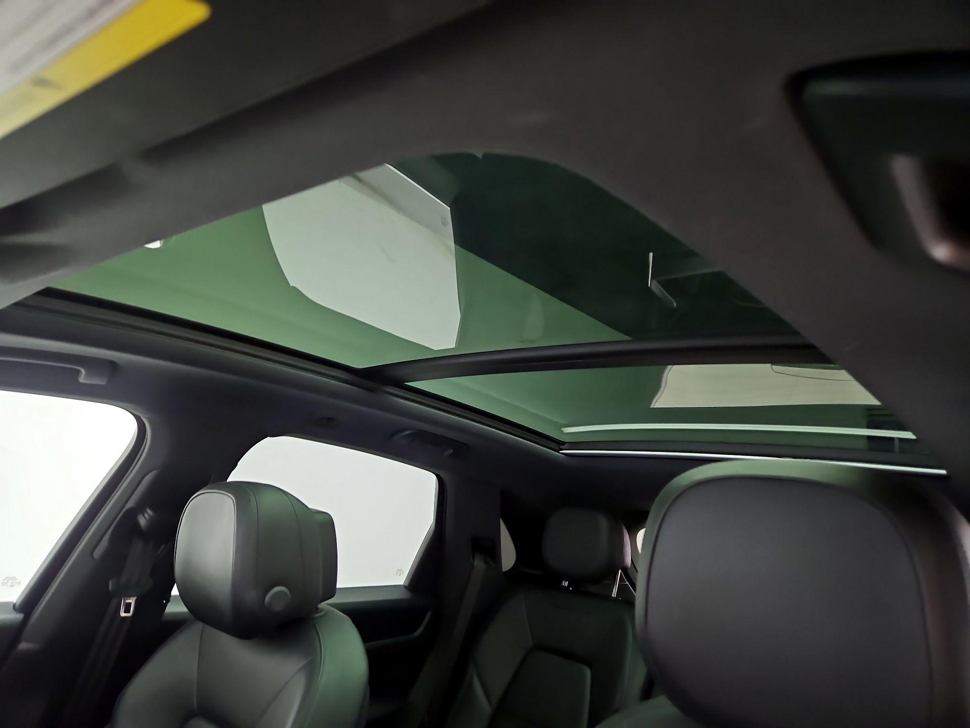 Thumbnail: 2021 Porsche Cayenne - 20