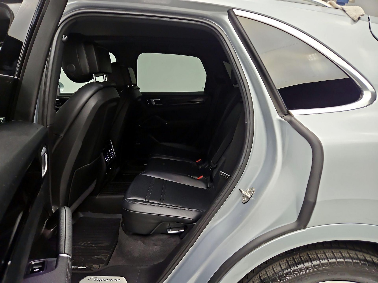 2021 Porsche Cayenne Base - Photo 22
