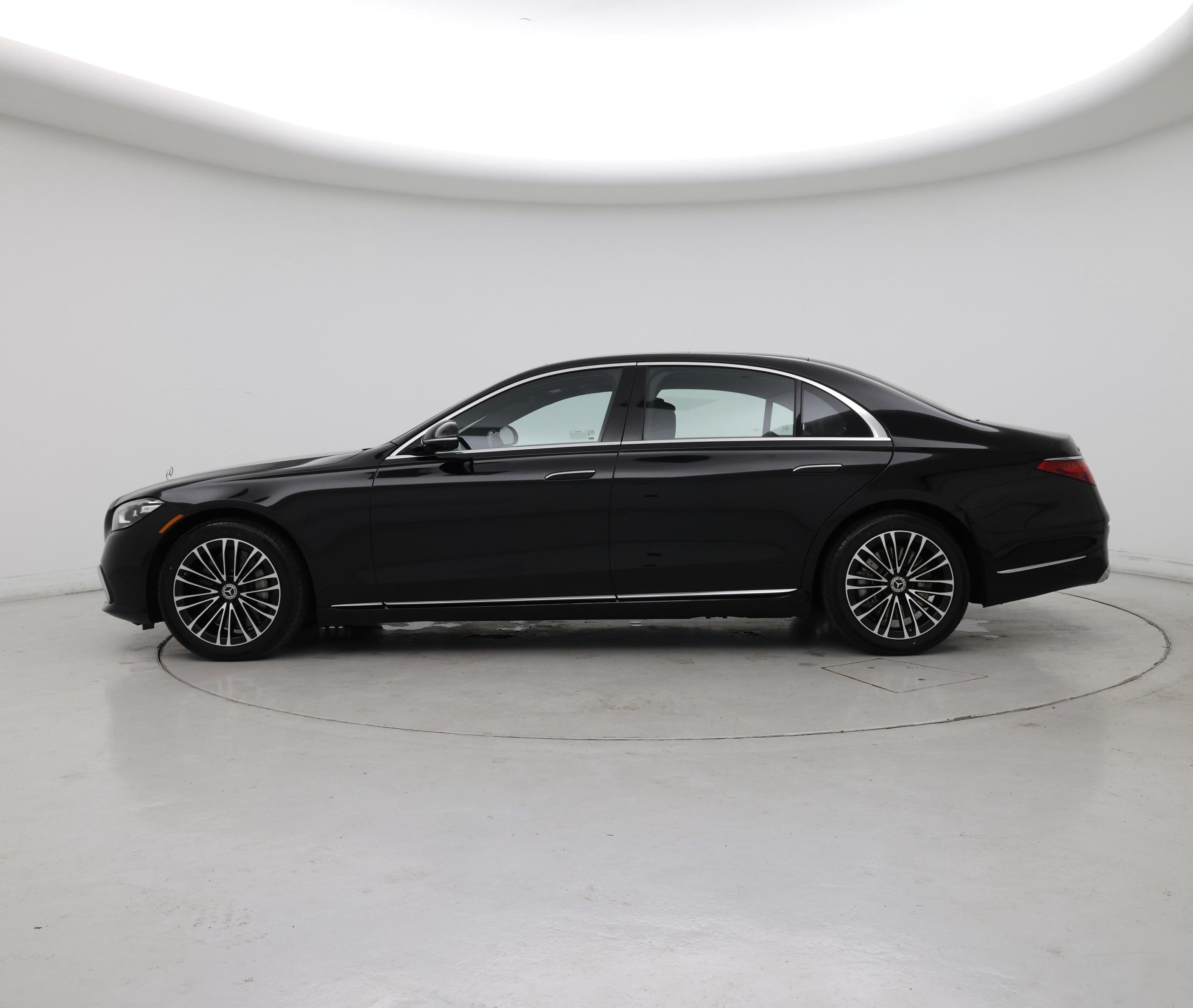 Thumbnail: 2024 Mercedes-Benz S-Class - 3