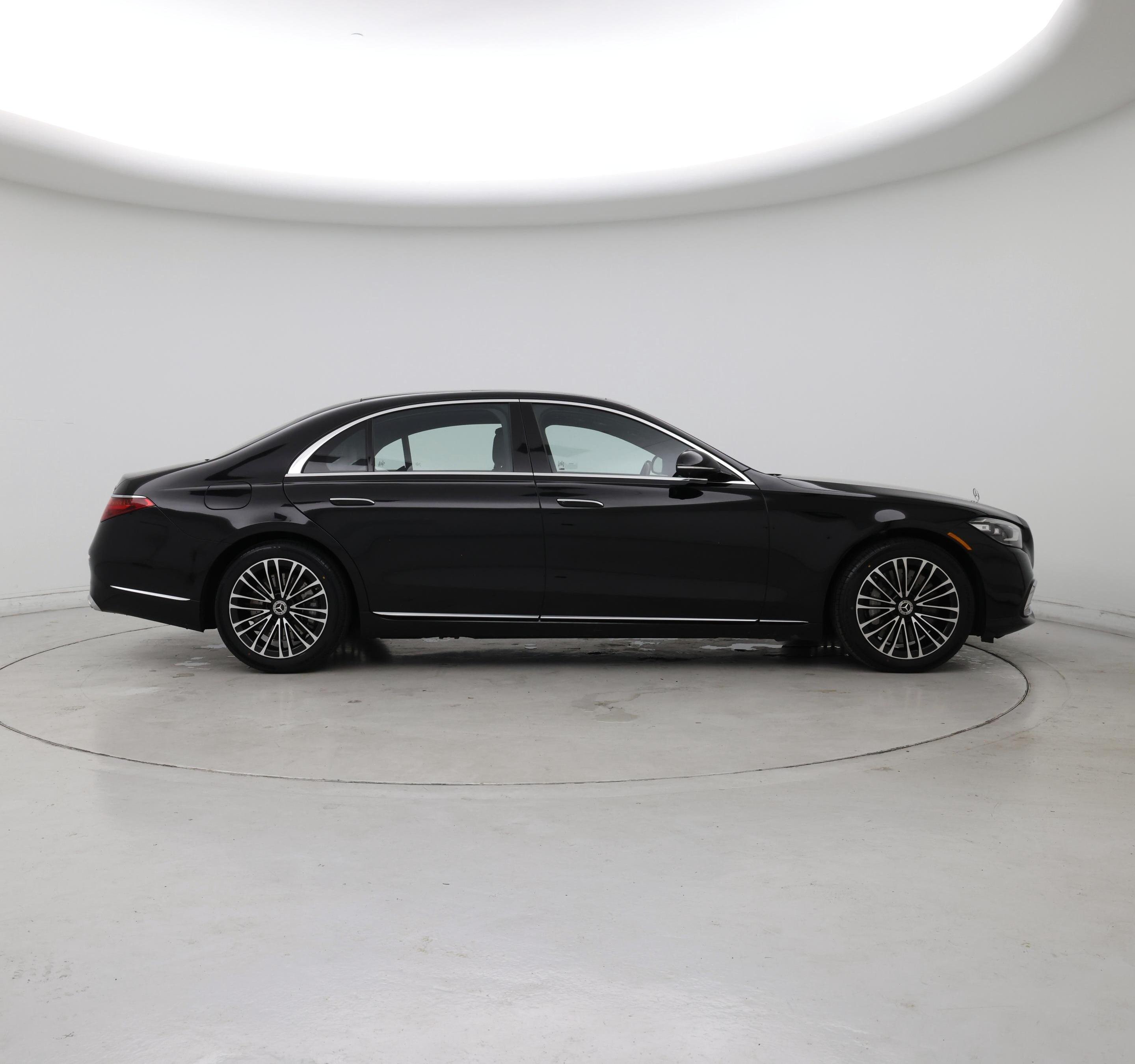 Thumbnail: 2024 Mercedes-Benz S-Class - 7