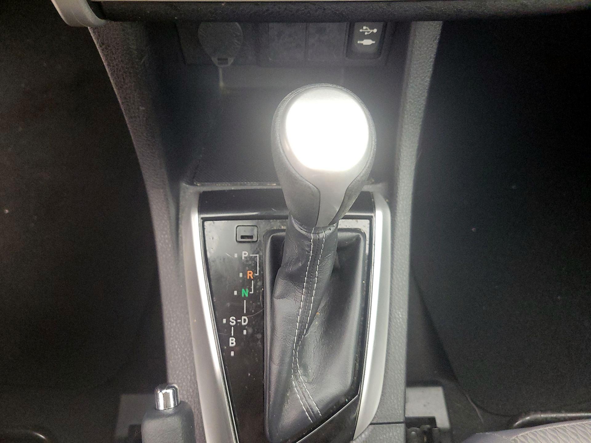 Thumbnail: 2019 Toyota Corolla - 17