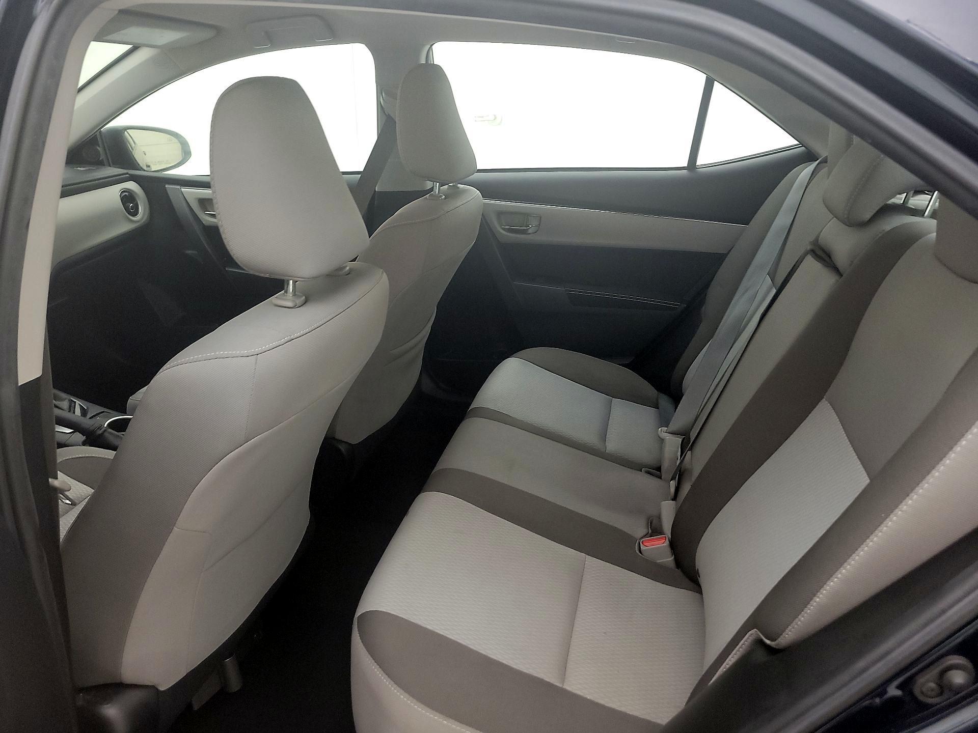 Thumbnail: 2019 Toyota Corolla - 19