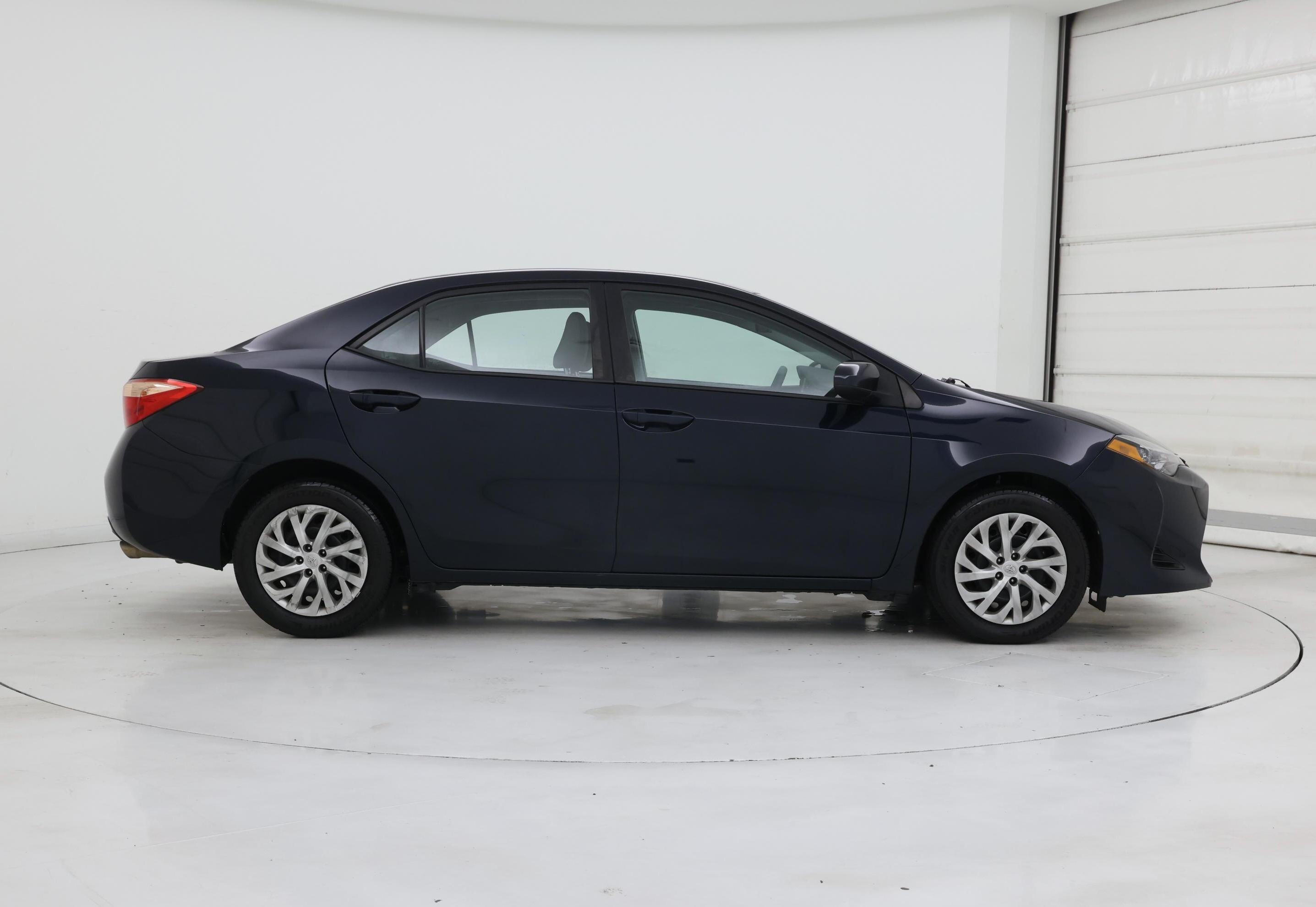 Thumbnail: 2019 Toyota Corolla - 7