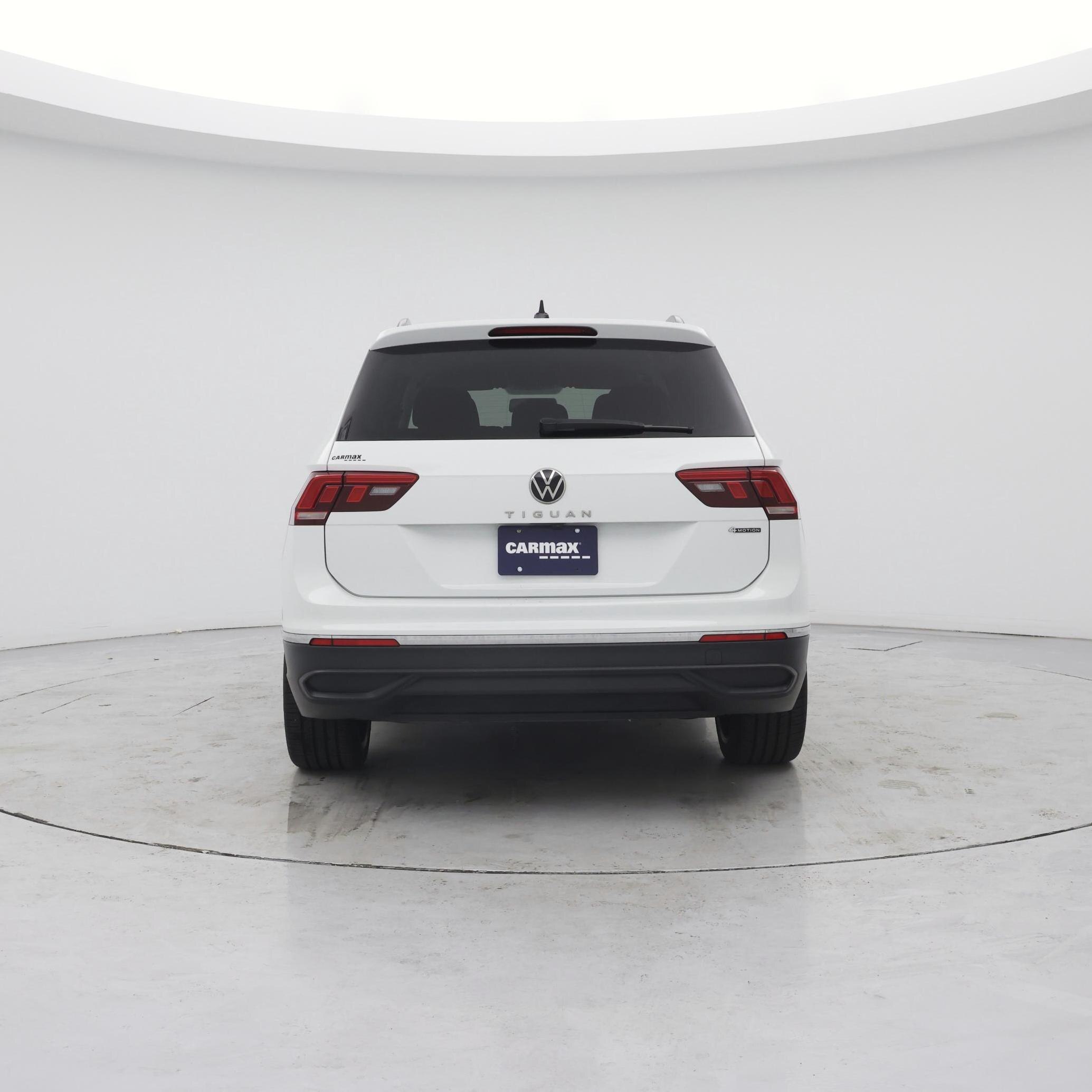 Thumbnail: 2022 Volkswagen Tiguan - 6
