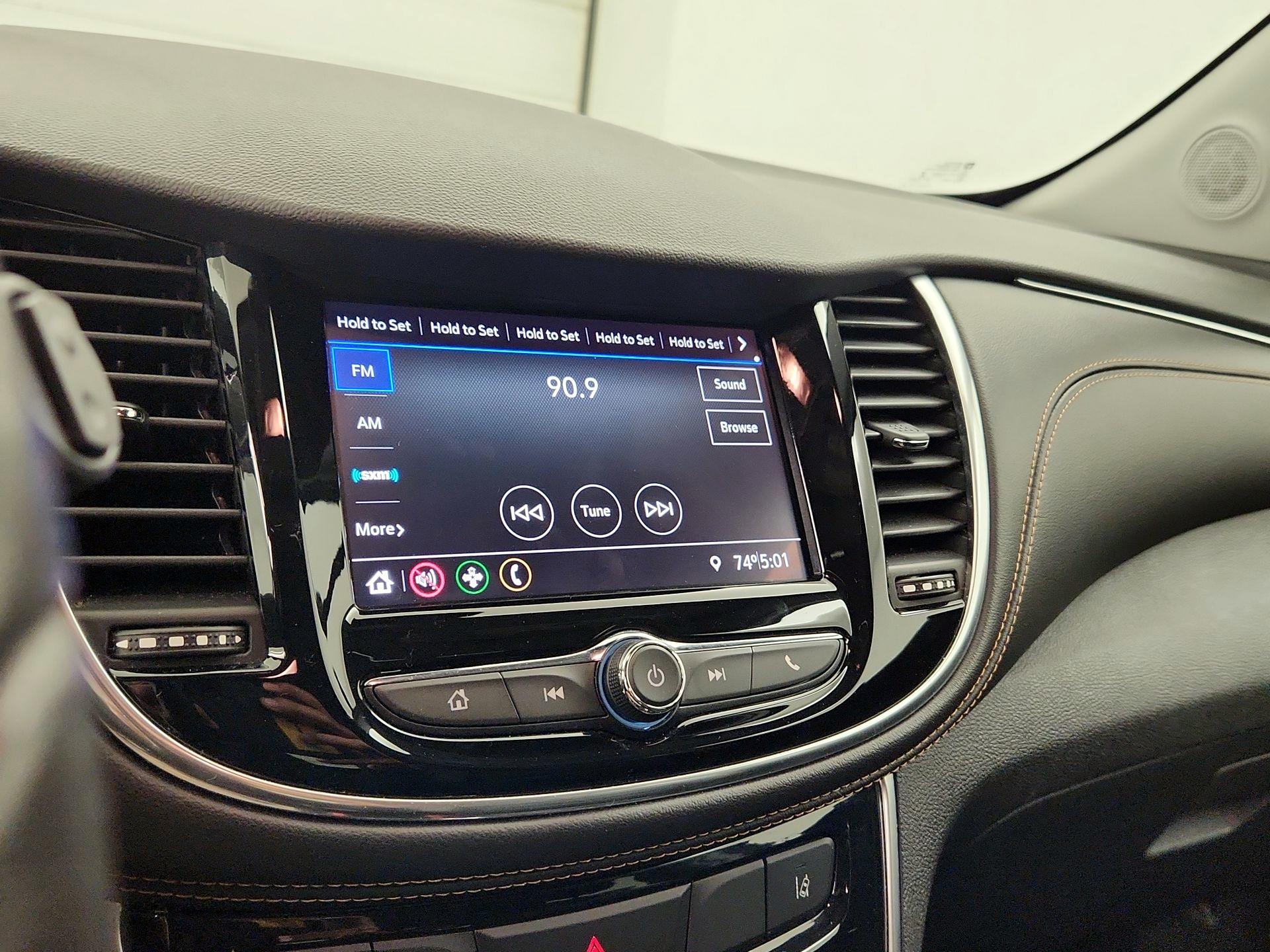Thumbnail: 2020 Chevrolet Trax - 15