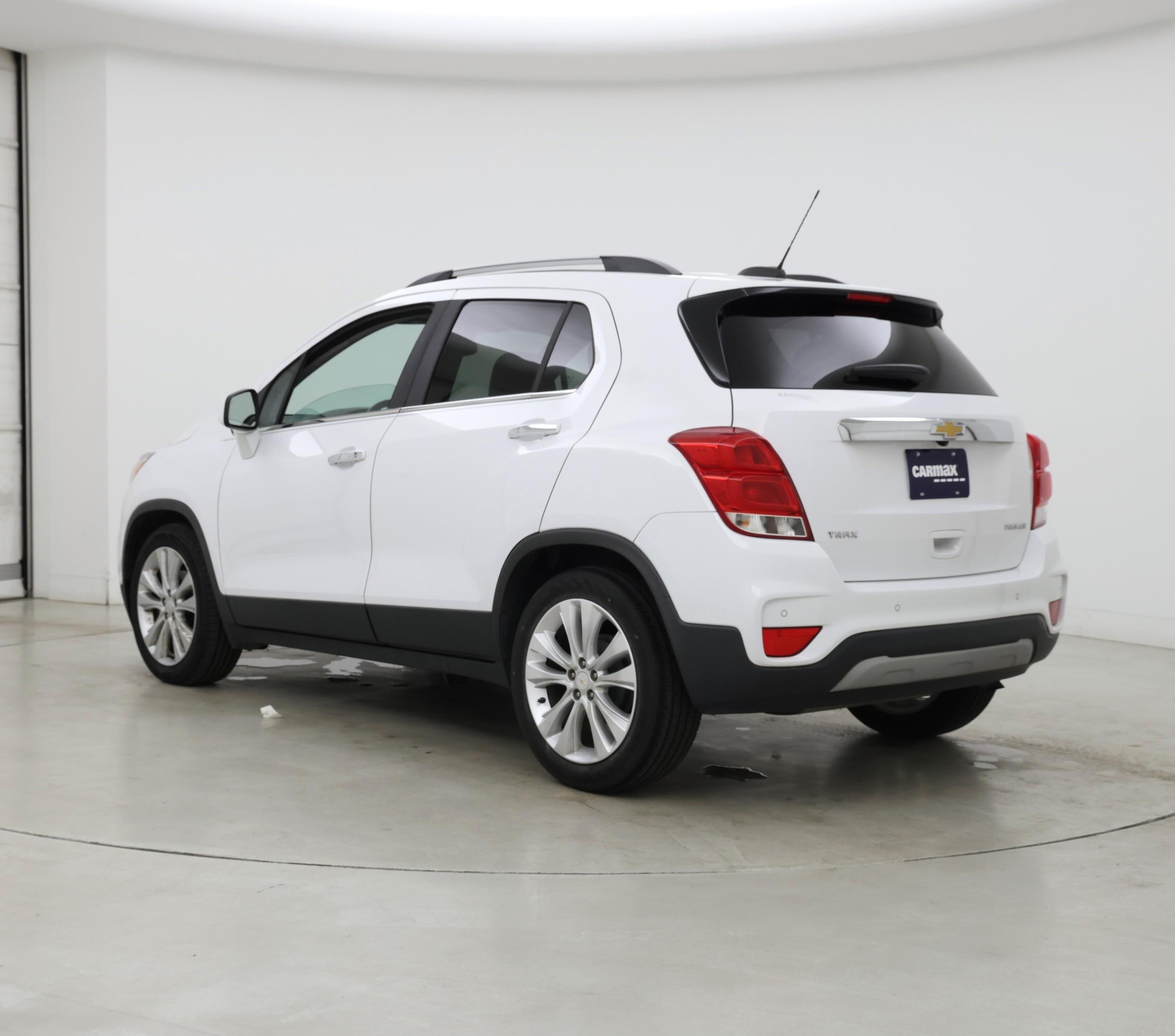 Thumbnail: 2020 Chevrolet Trax - 2