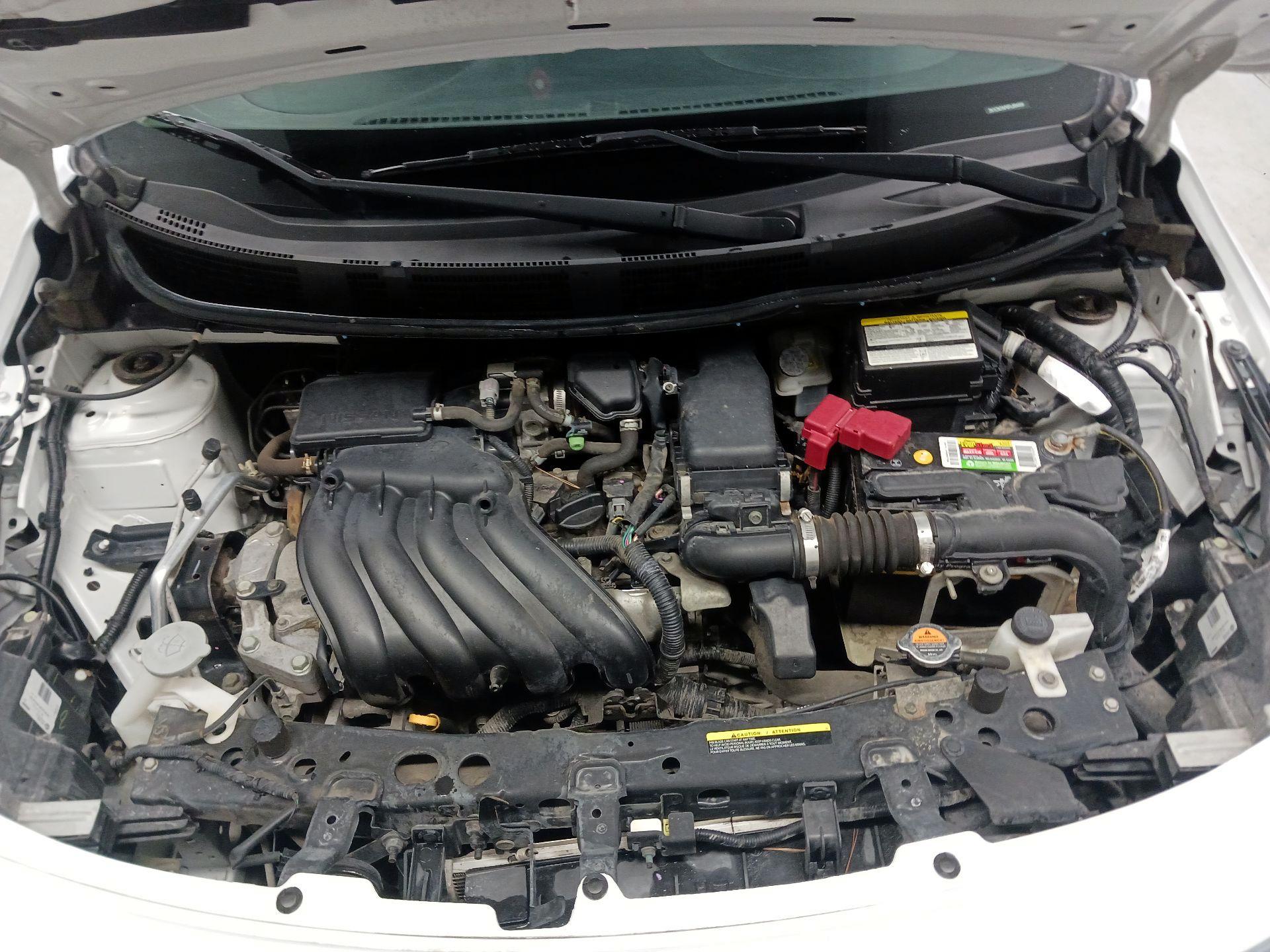 Thumbnail: 2015 Nissan Versa - 20