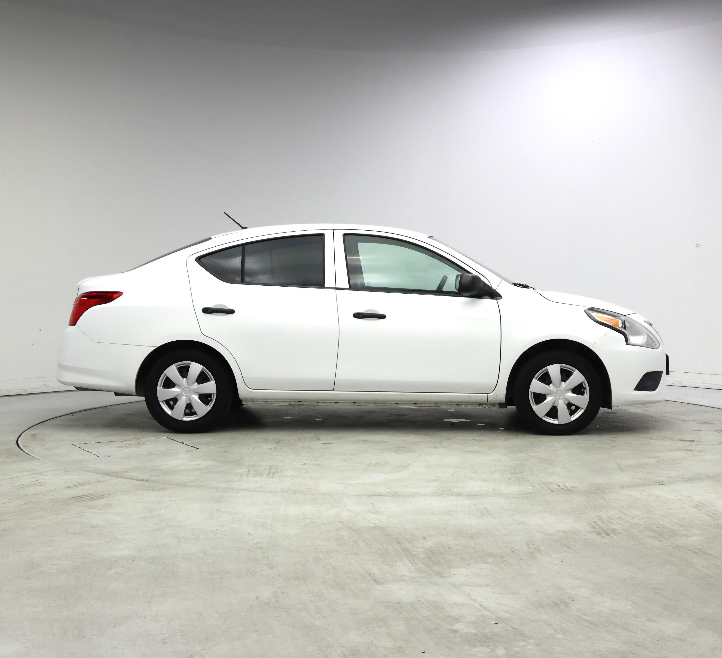 Thumbnail: 2015 Nissan Versa - 7
