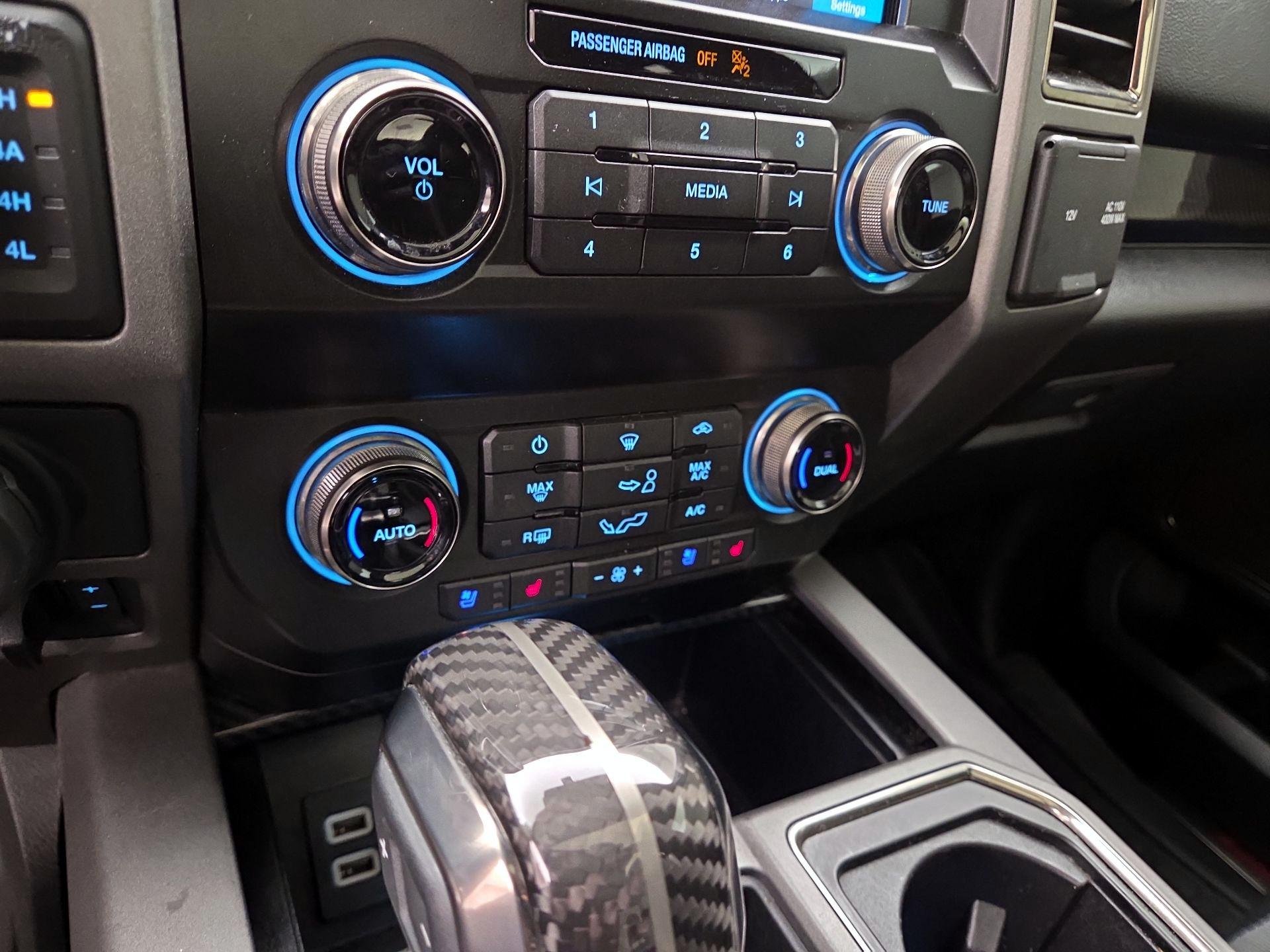 Thumbnail: 2019 Ford F-150 - 17