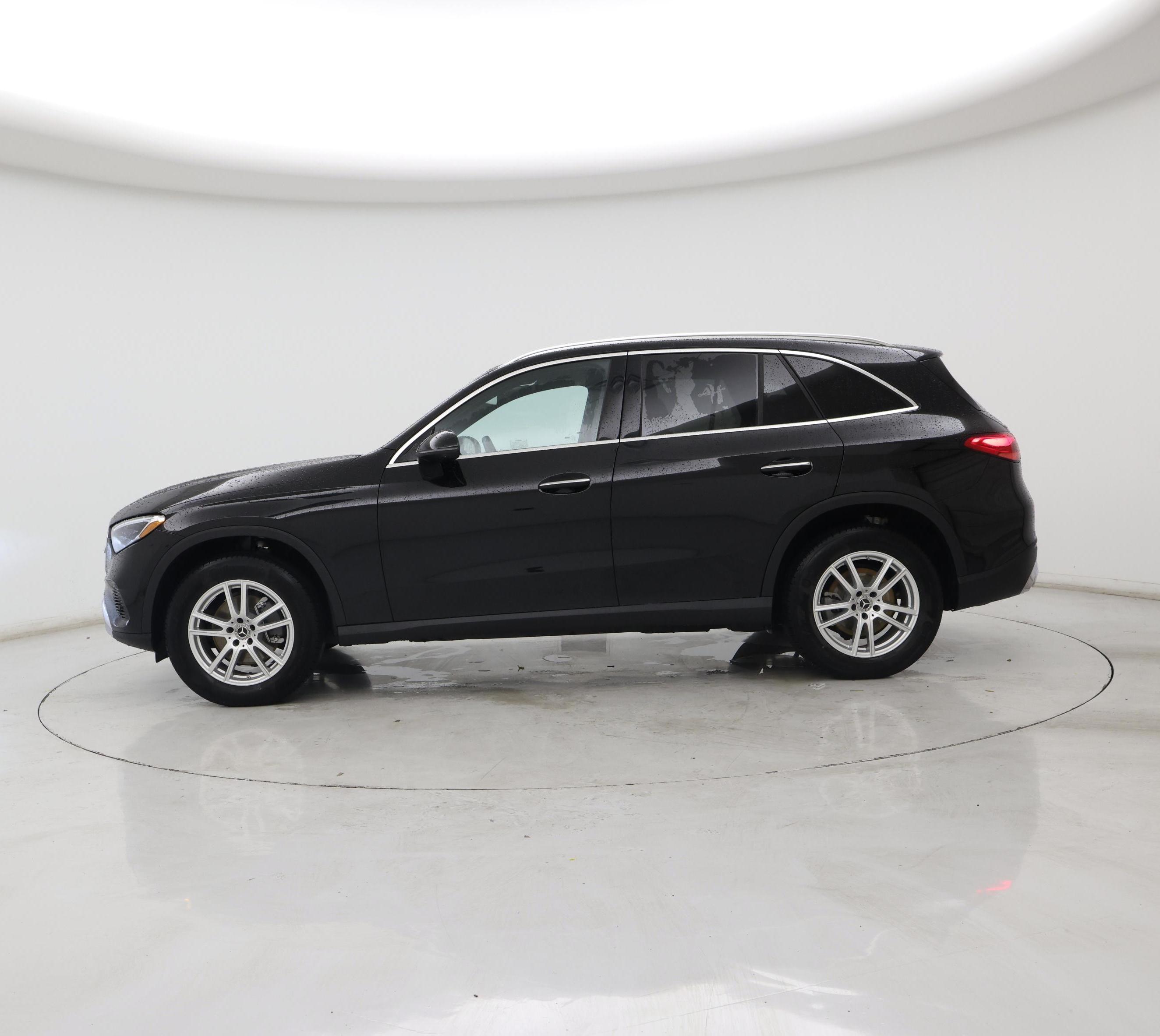 Thumbnail: 2025 Mercedes-Benz GLC - 3