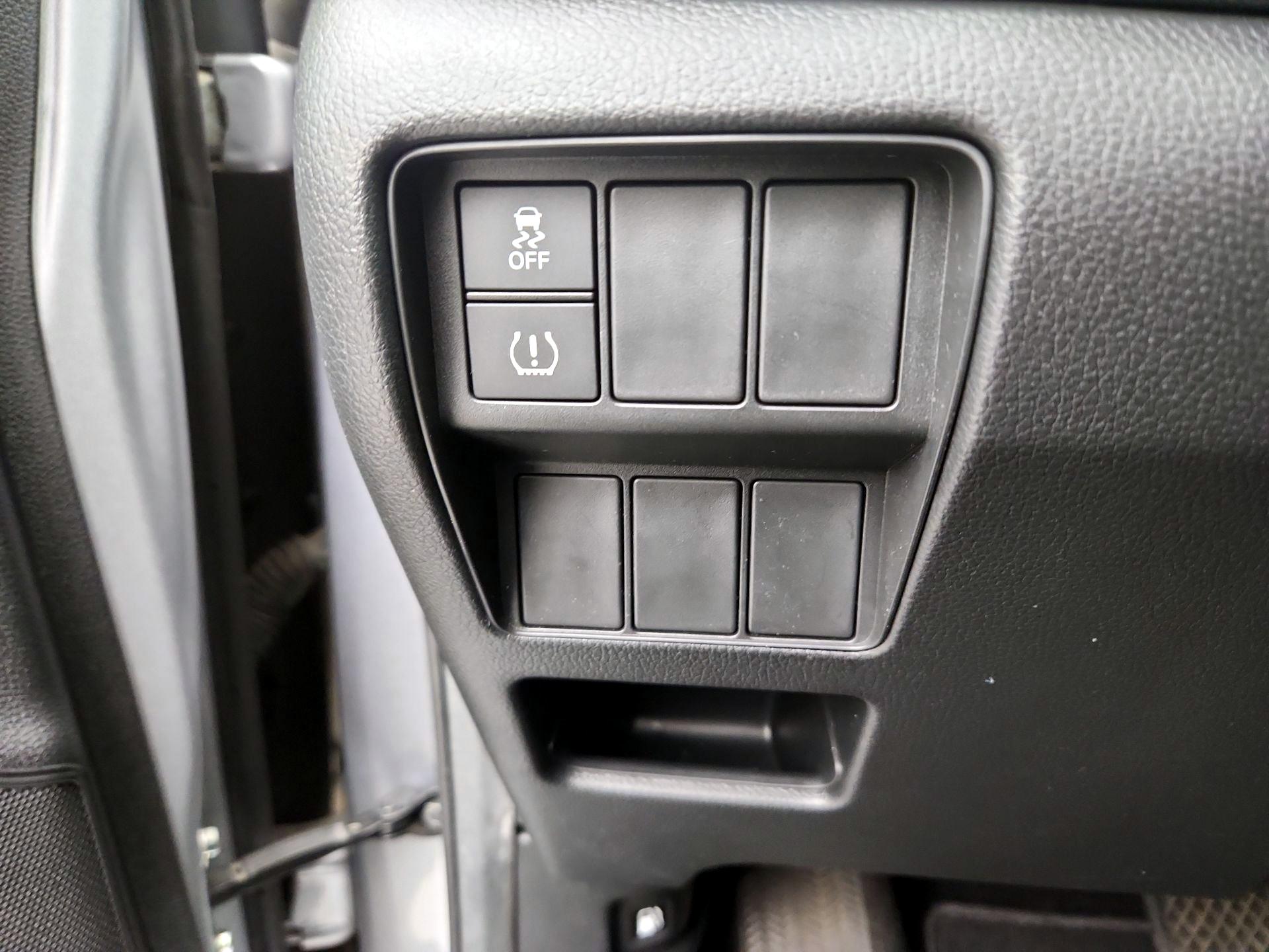 Thumbnail: 2017 Honda CR-V - 13