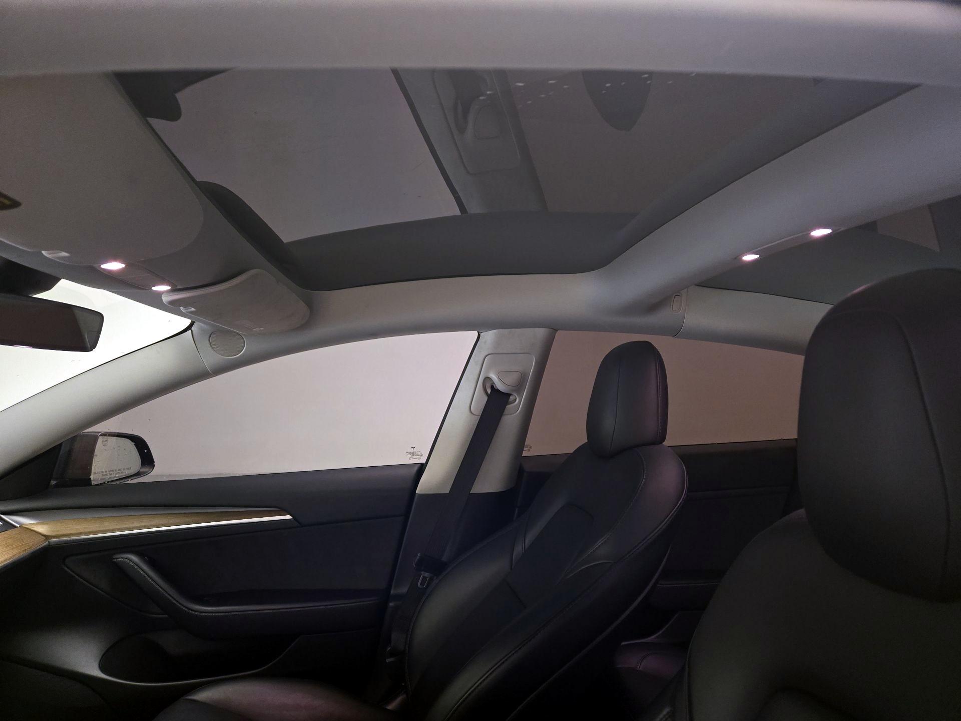 Thumbnail: 2023 Tesla Model 3 - 18