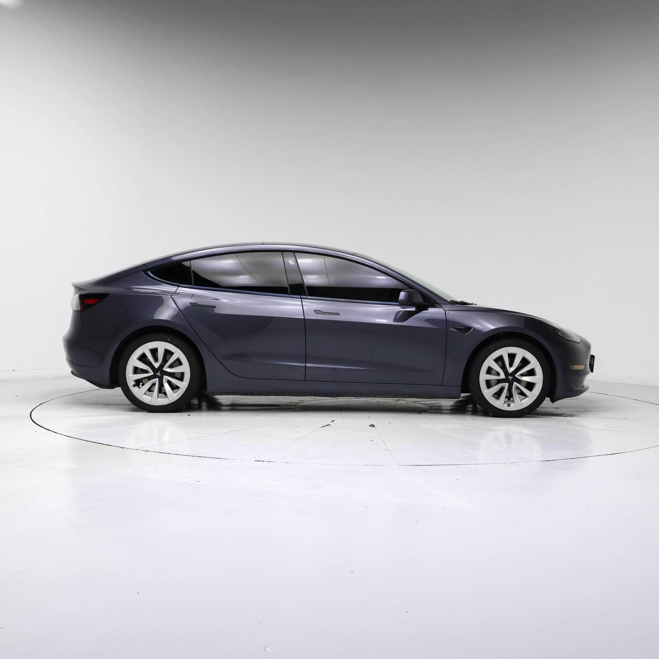 Thumbnail: 2023 Tesla Model 3 - 7