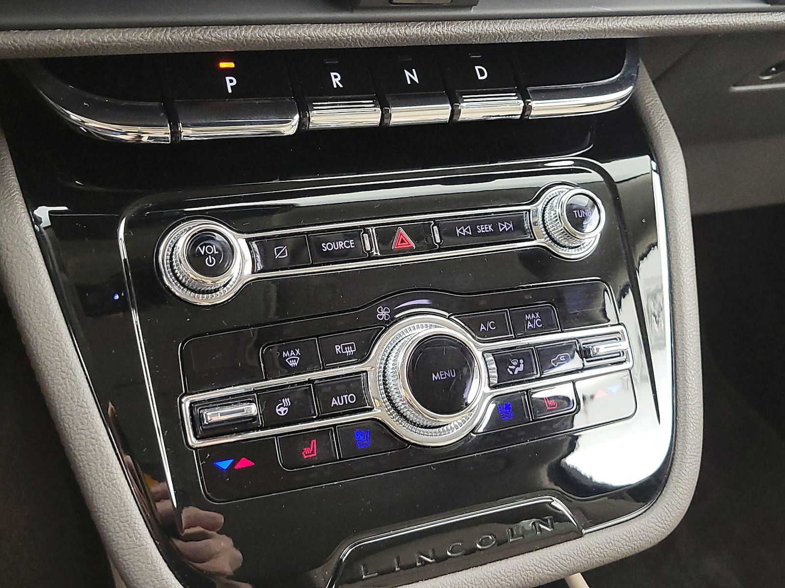 2020 Lincoln Corsair Base - Photo 18