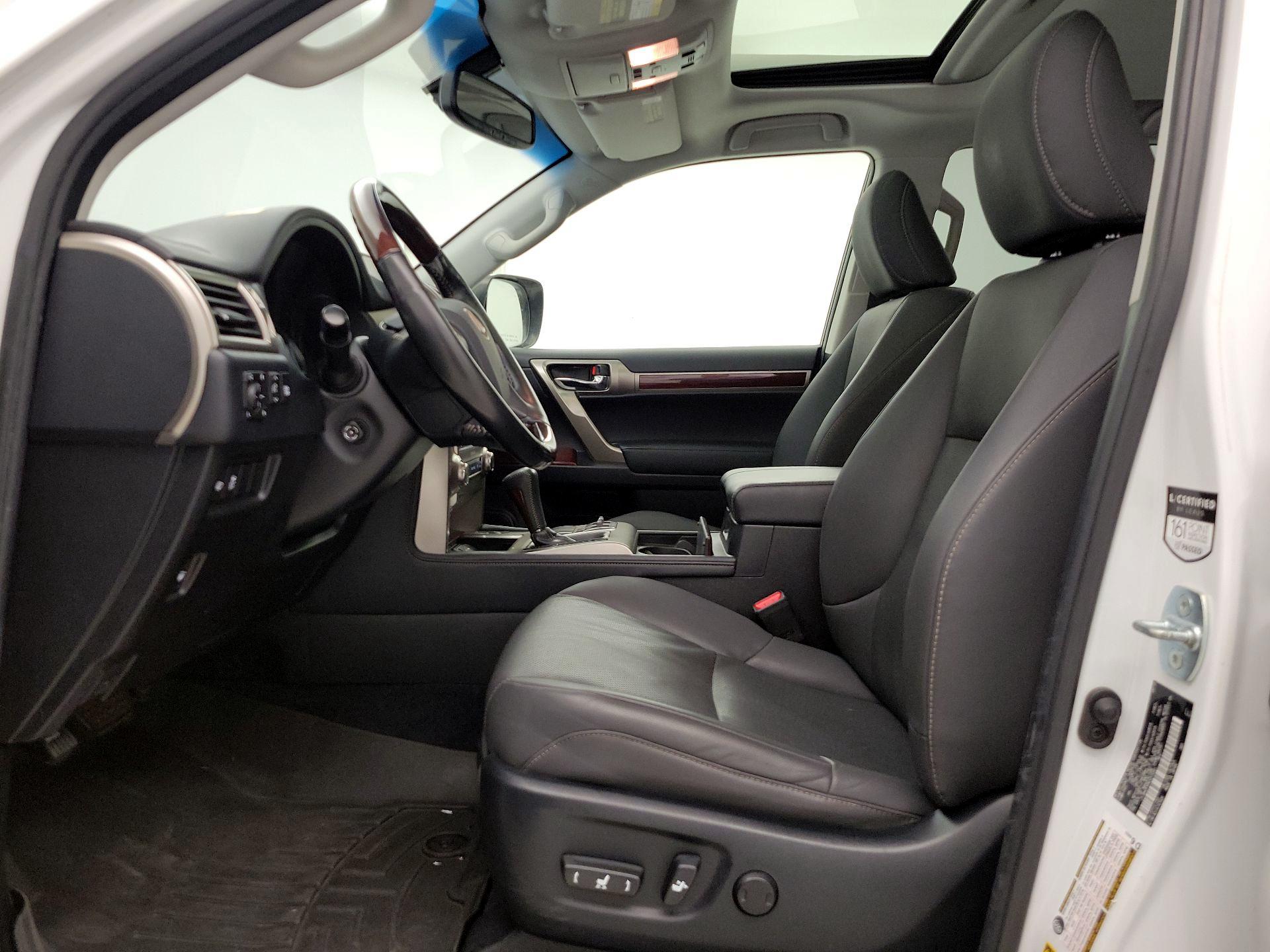 Thumbnail: 2019 Lexus GX - 11