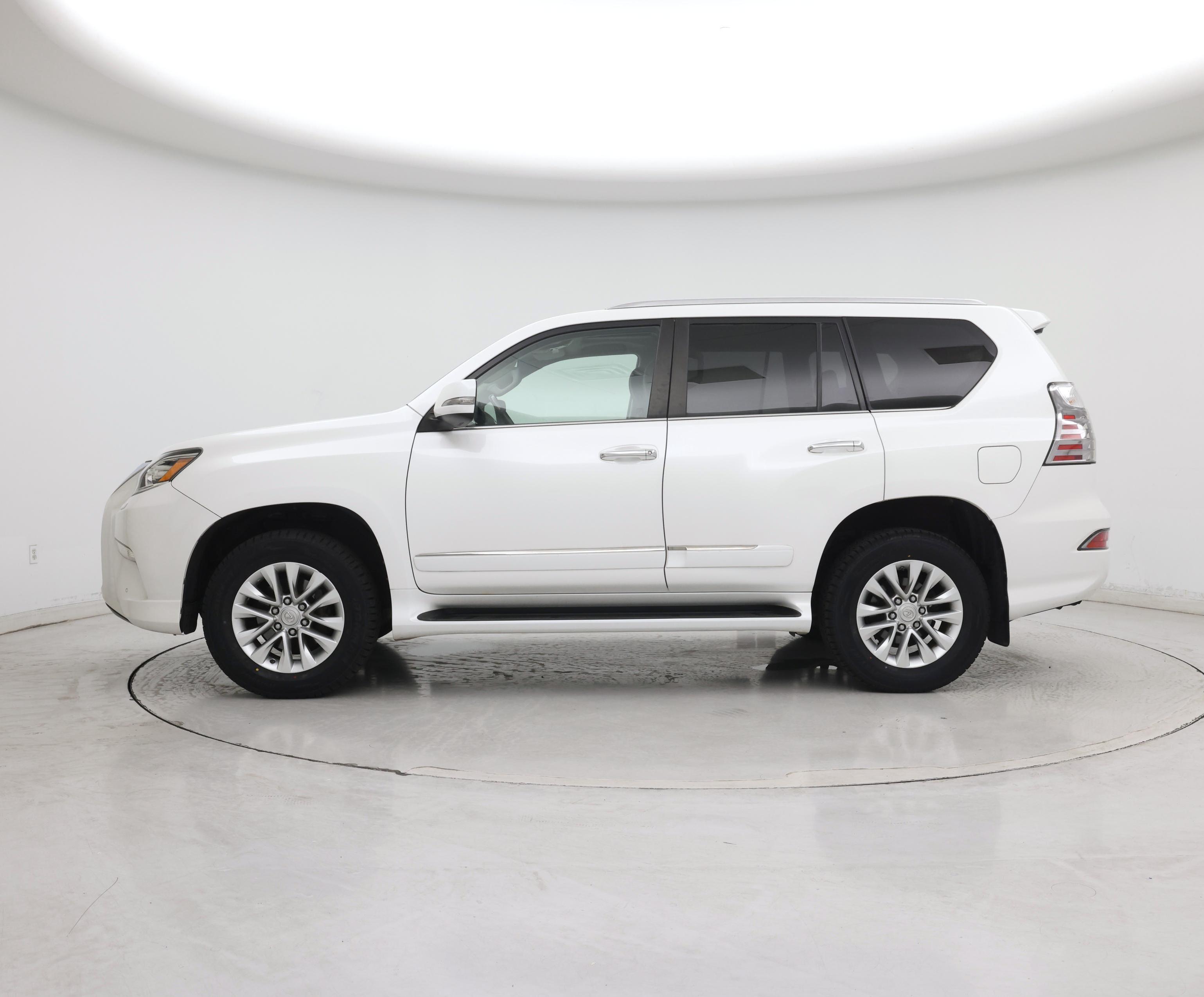 Thumbnail: 2019 Lexus GX - 3