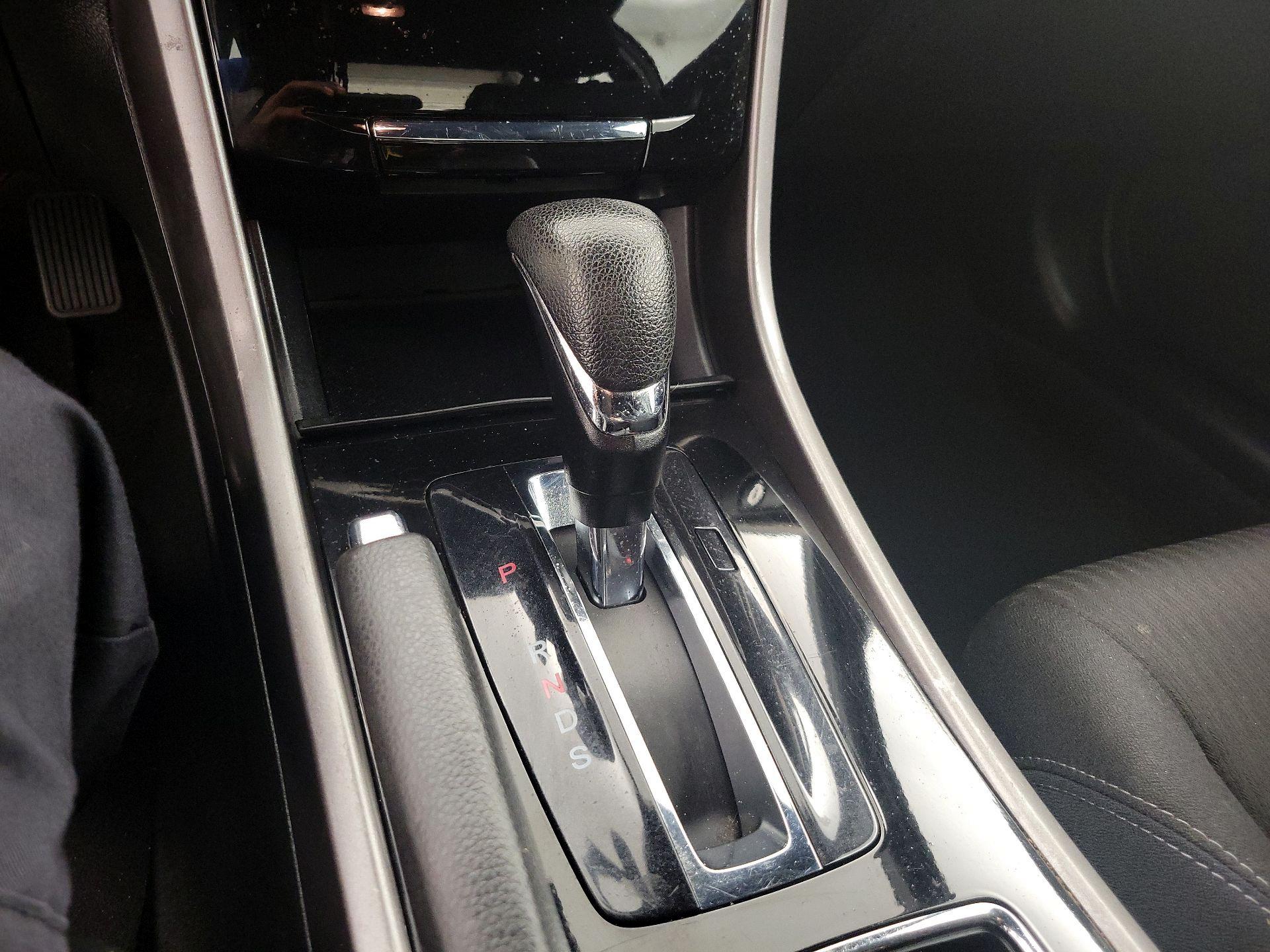 Thumbnail: 2016 Honda Accord - 17