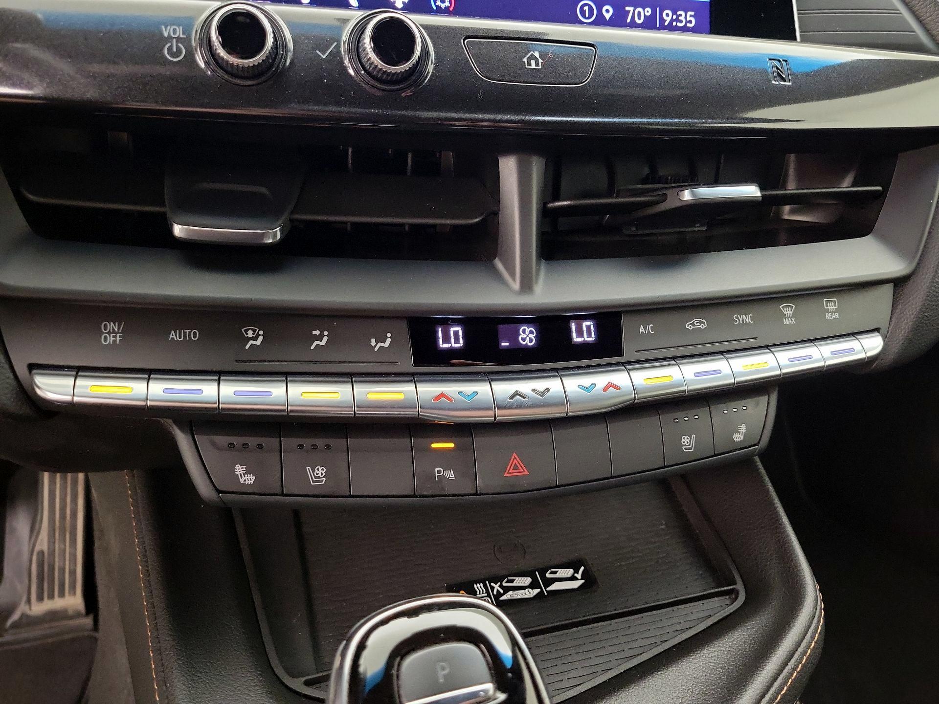 Thumbnail: 2021 Cadillac CT4 - 16