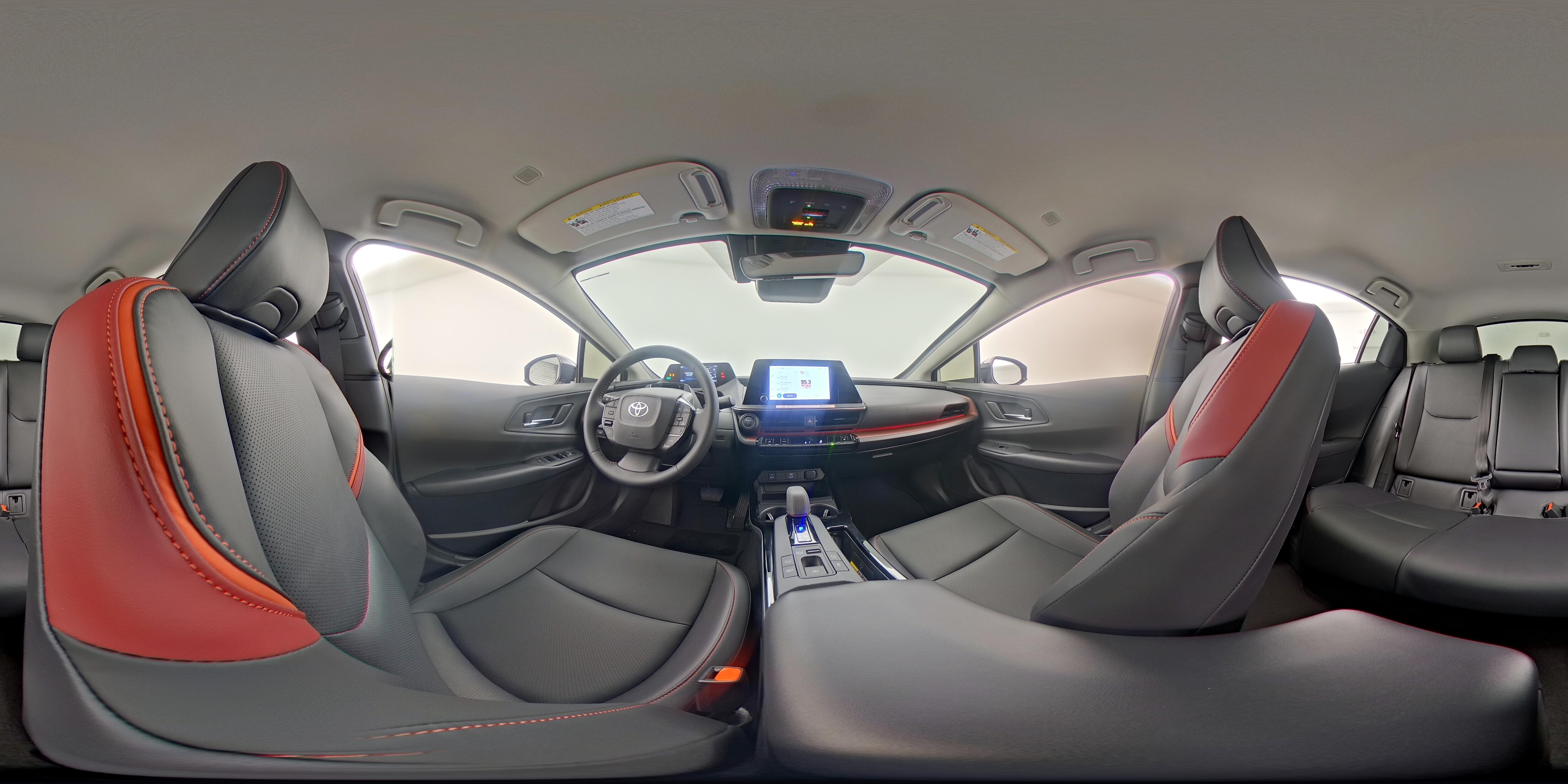 2026 Toyota Prius Plug-in Hybrid XSE - Photo 25