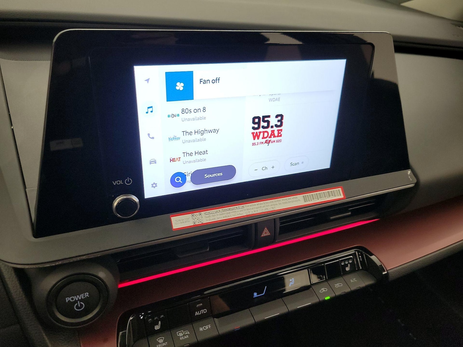2026 Toyota Prius Plug-in Hybrid XSE - Photo 17