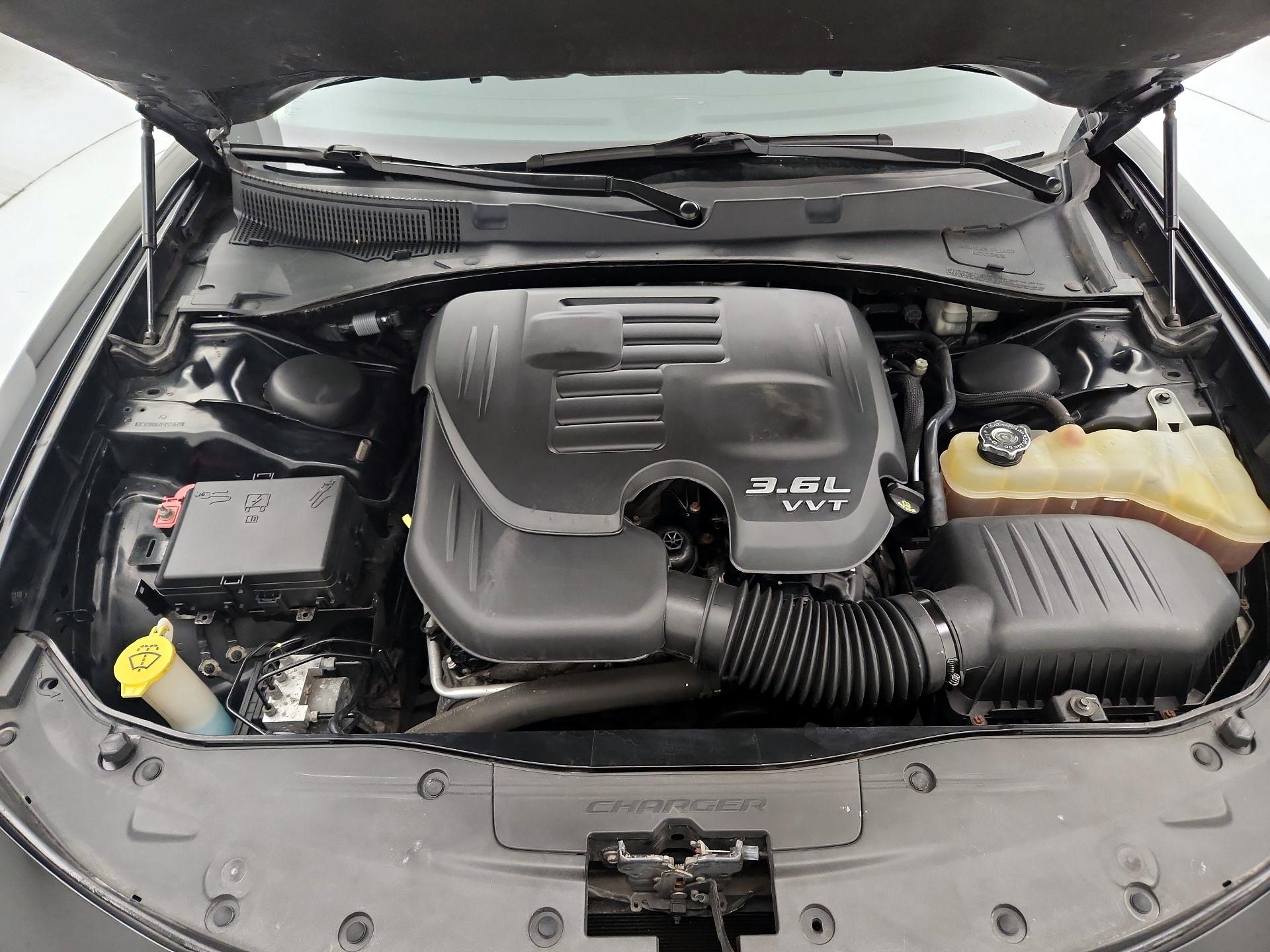 Thumbnail: 2015 Dodge Charger - 20