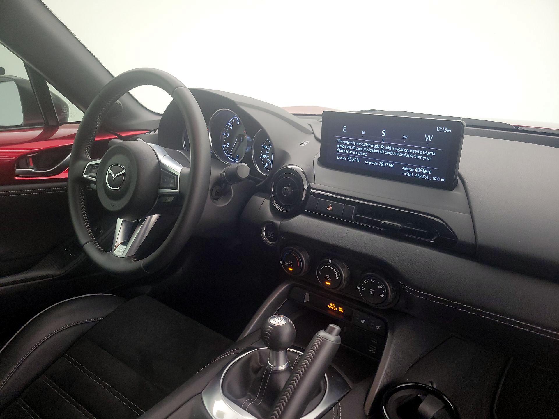 Thumbnail: 2025 Mazda MX-5 Miata - 10